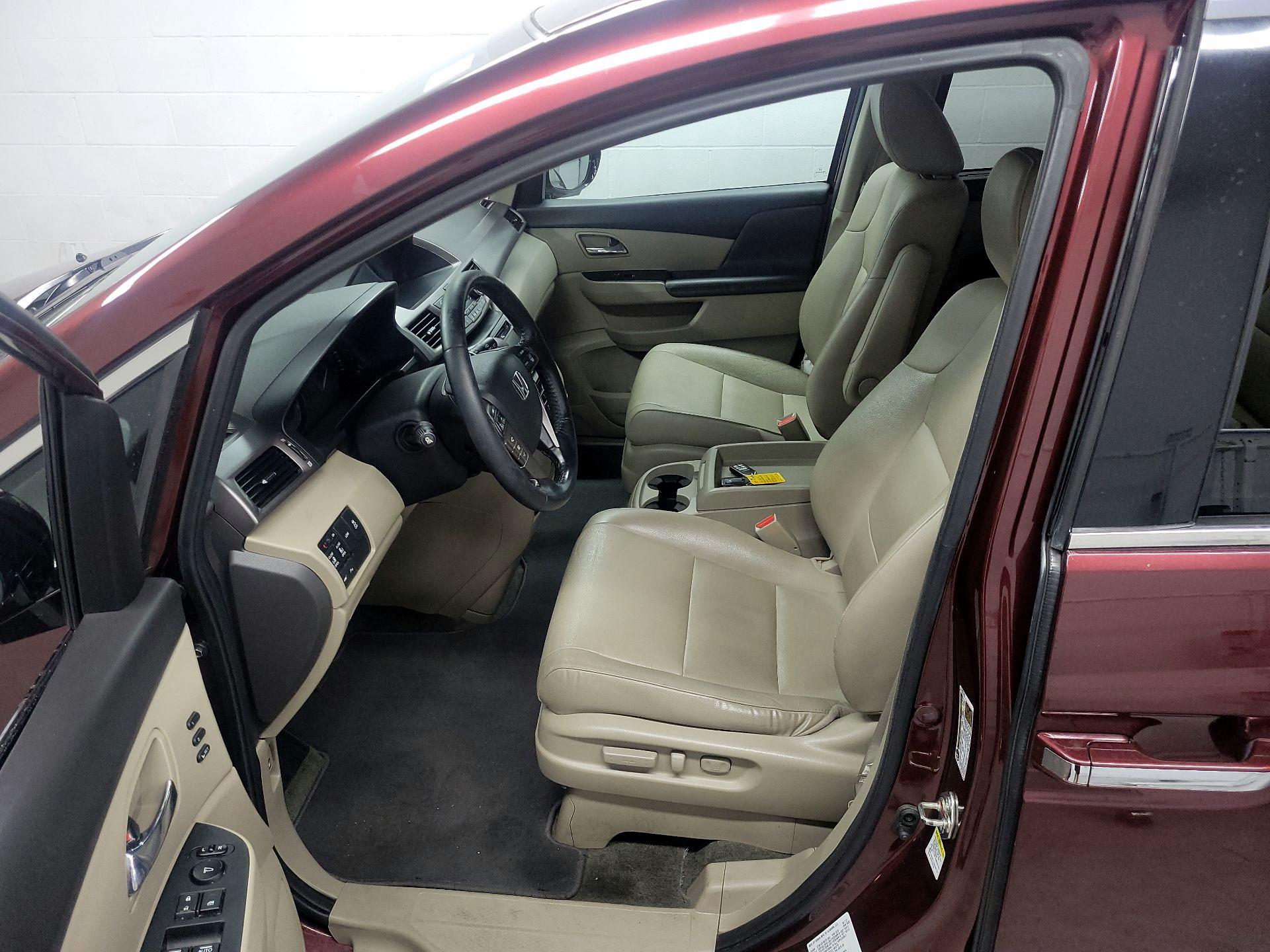 Thumbnail: 2017 Honda Odyssey - 11
