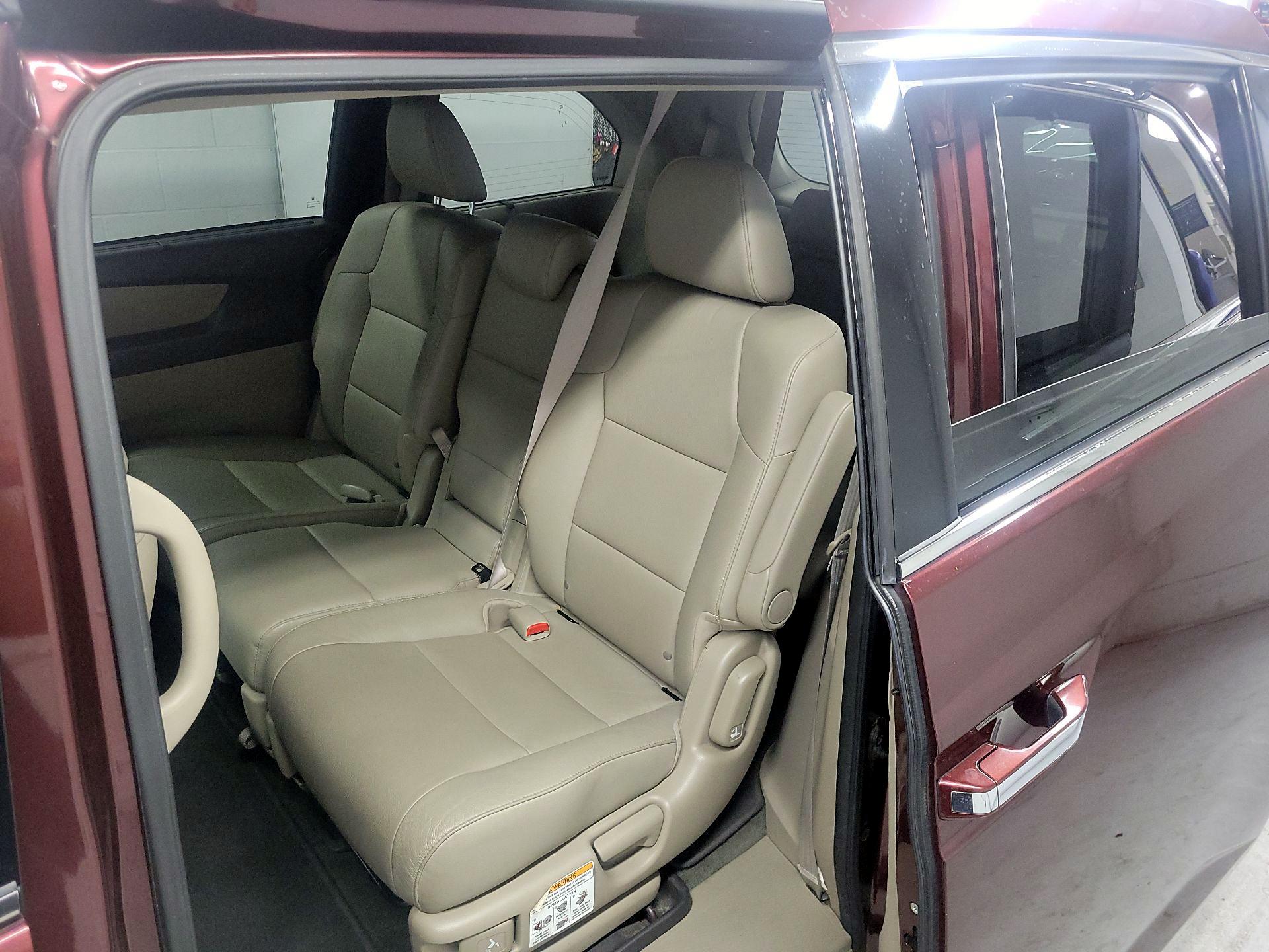 Thumbnail: 2017 Honda Odyssey - 19
