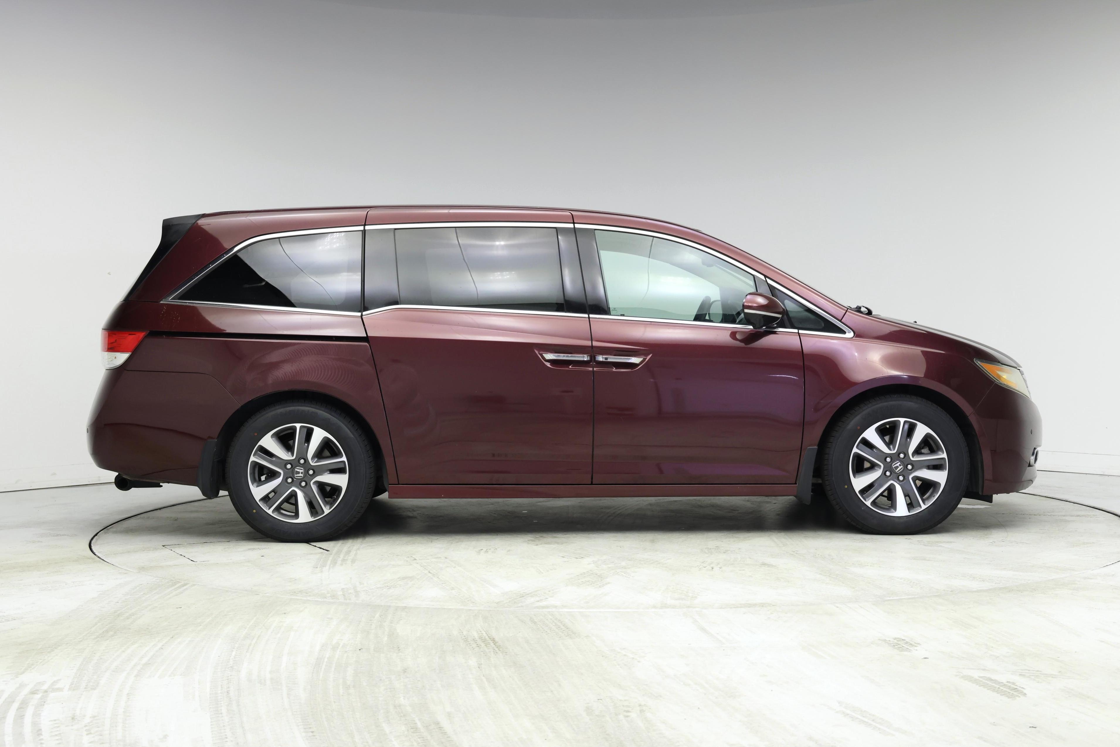 Thumbnail: 2017 Honda Odyssey - 7