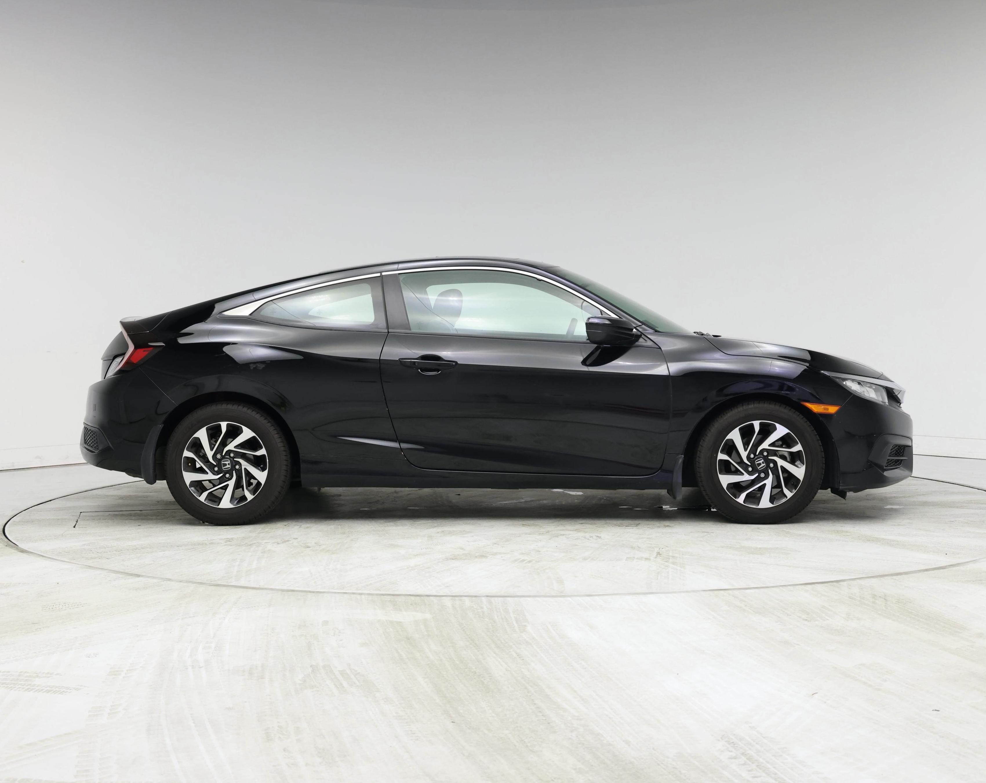 Thumbnail: 2017 Honda Civic - 7