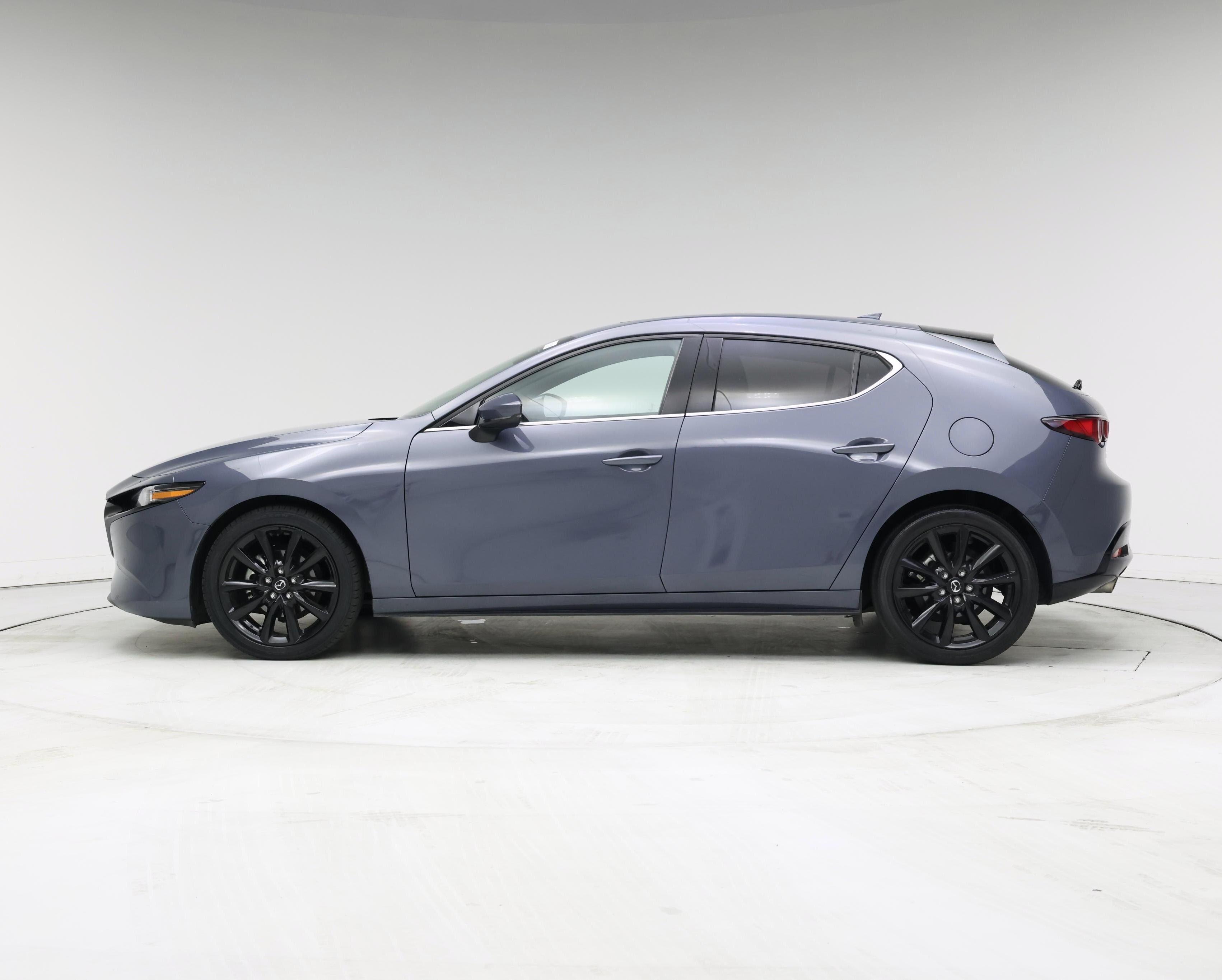Thumbnail: 2022 Mazda Mazda3 - 3