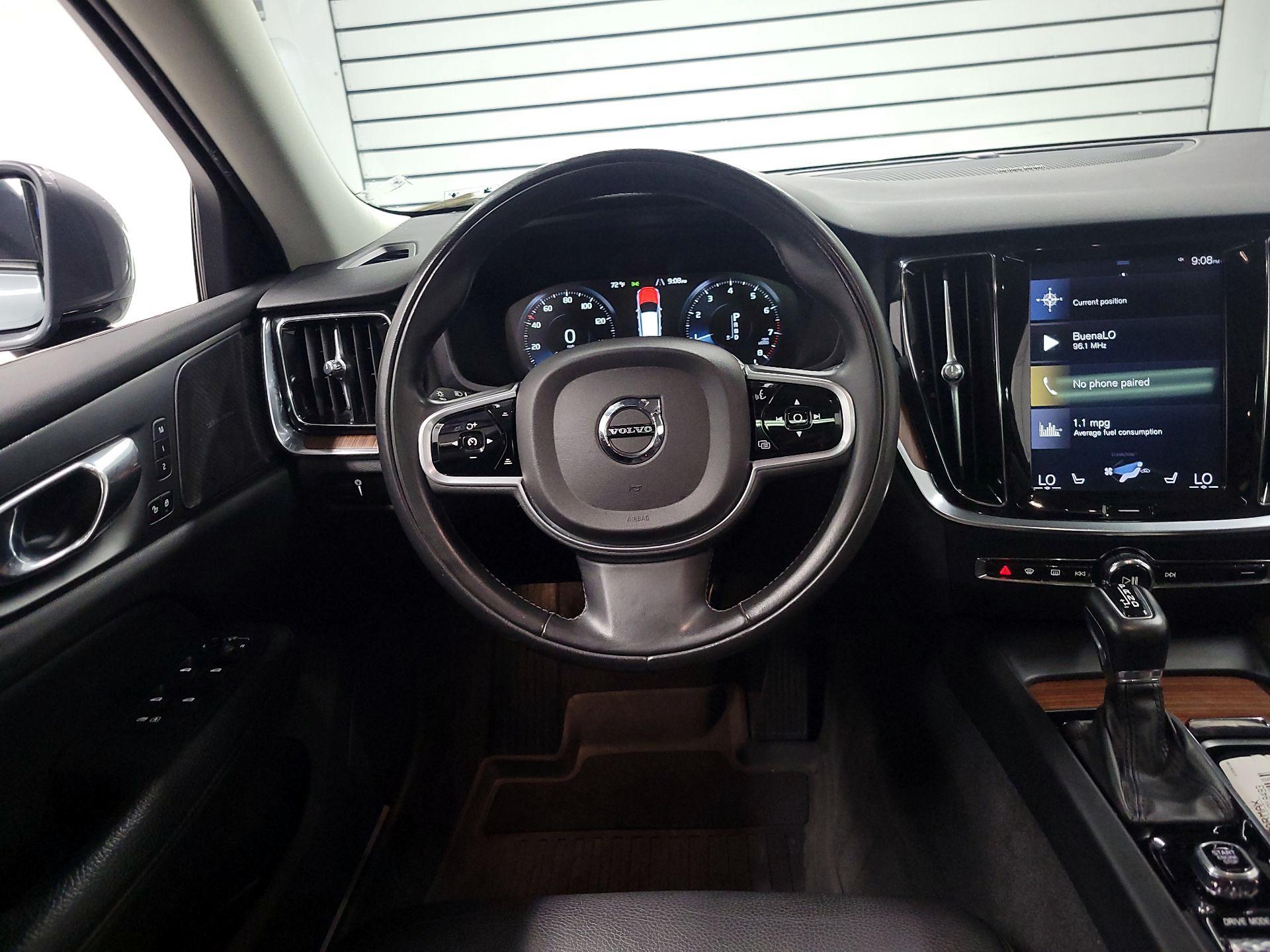 Thumbnail: 2020 Volvo V60 - 10