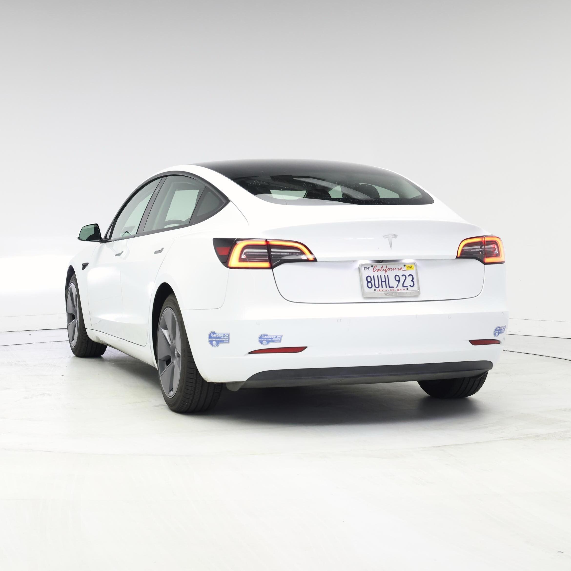 Thumbnail: 2021 Tesla Model 3 - 2