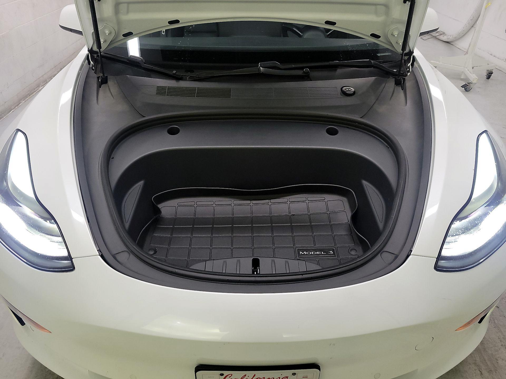 Thumbnail: 2021 Tesla Model 3 - 20