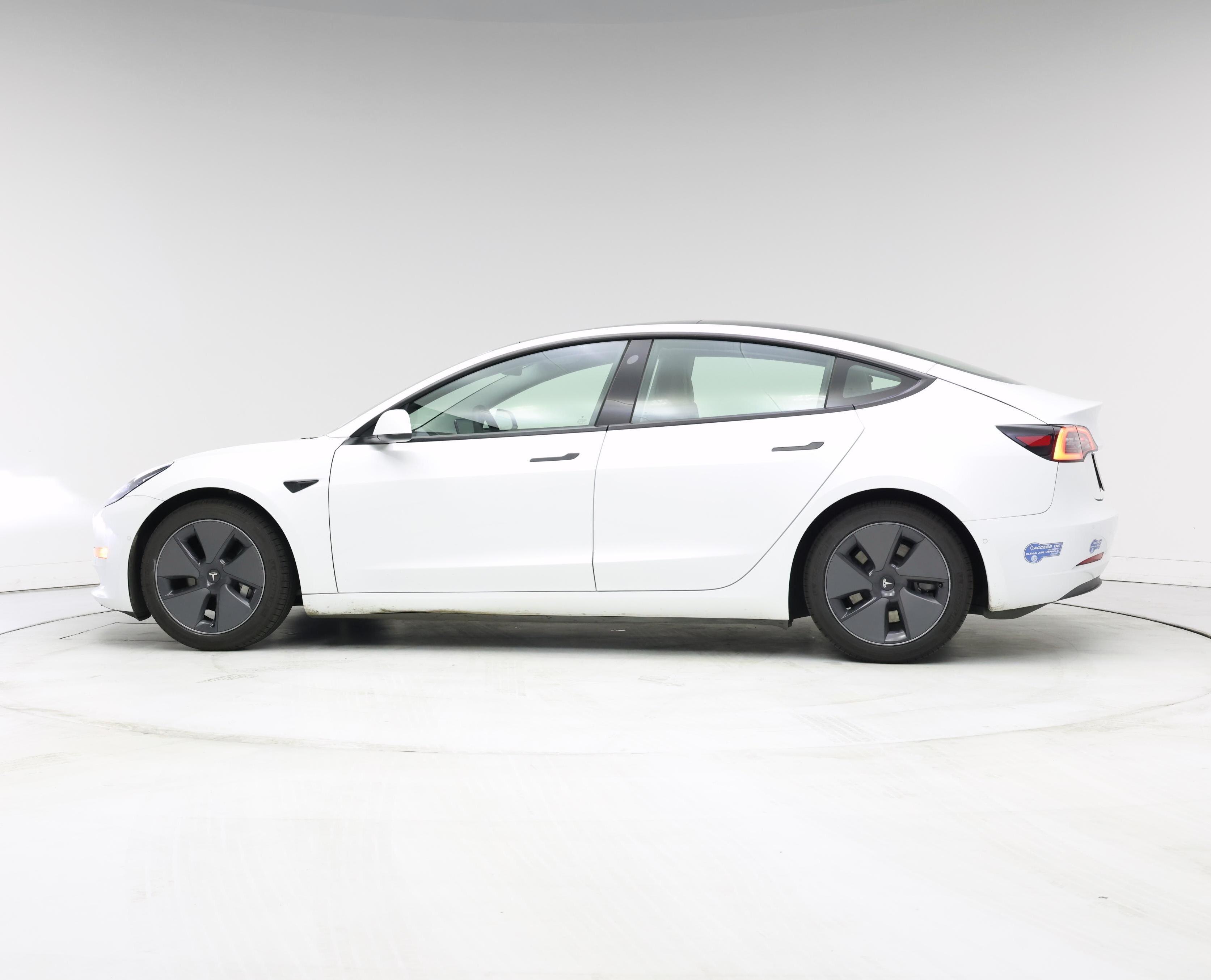 Thumbnail: 2021 Tesla Model 3 - 3
