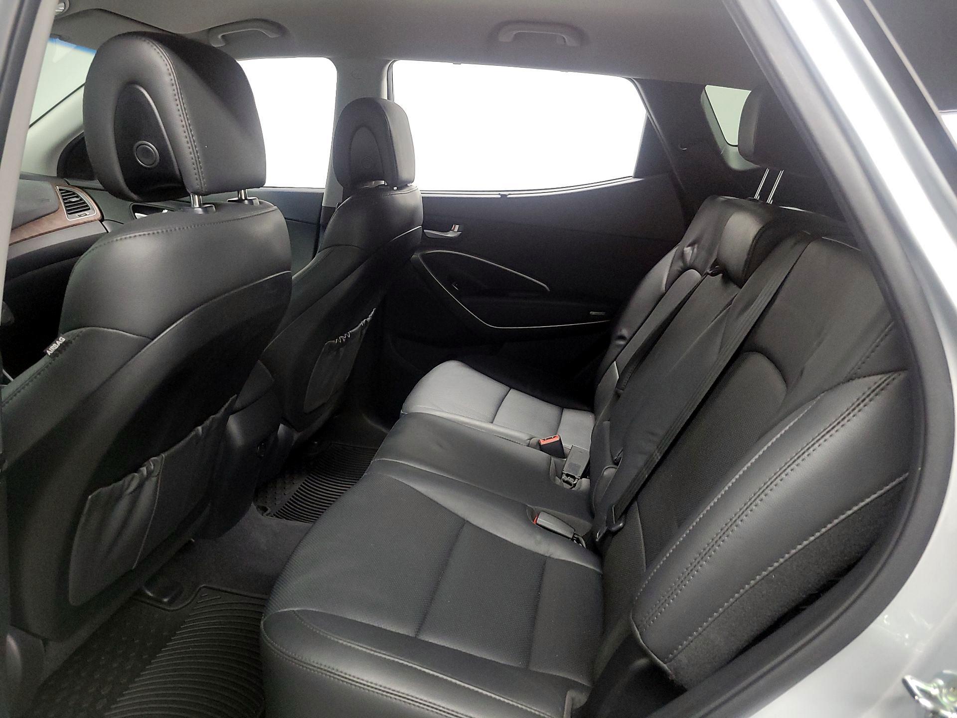 Thumbnail: 2018 Hyundai Santa Fe - 17