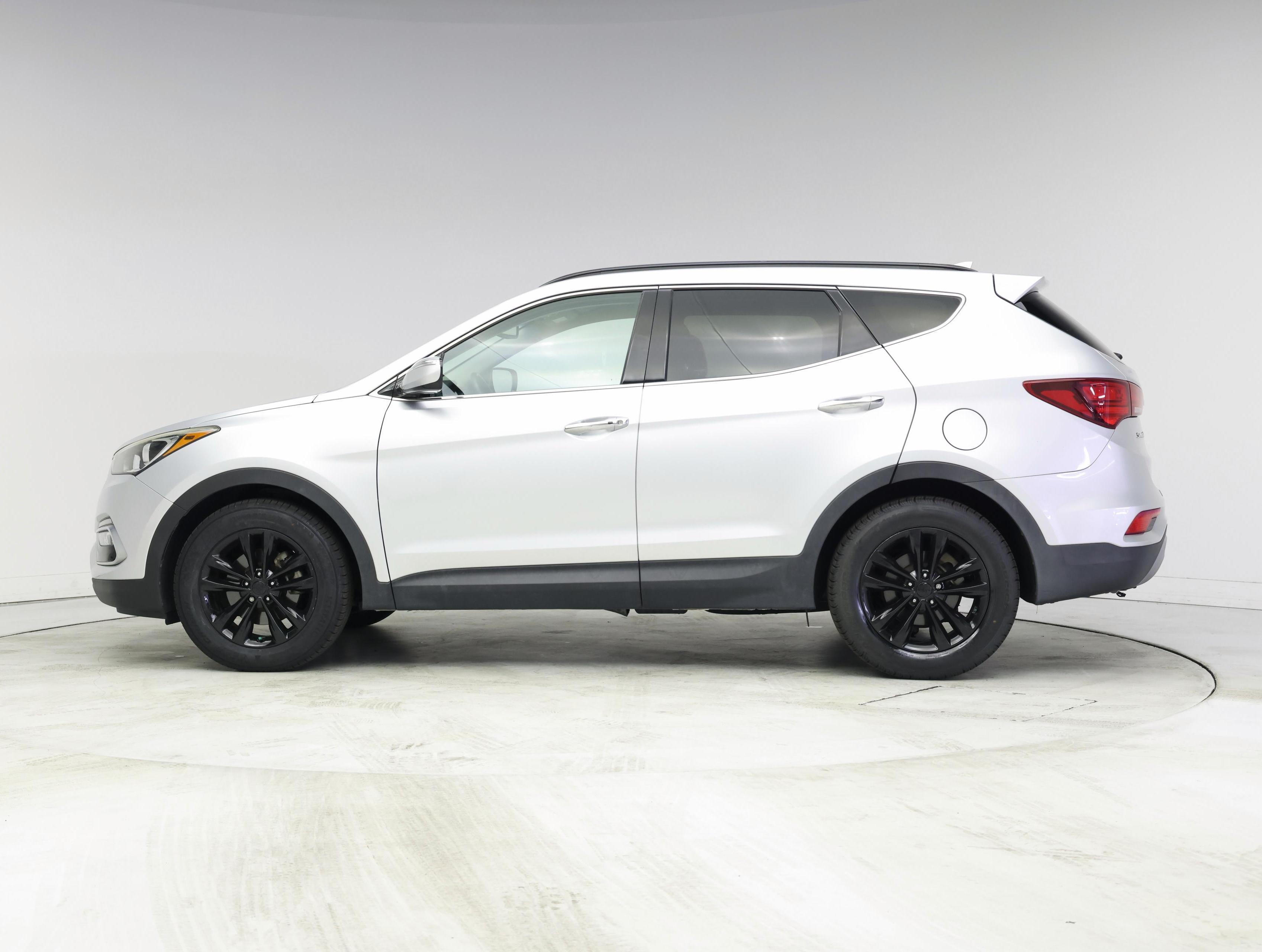 Thumbnail: 2018 Hyundai Santa Fe - 3