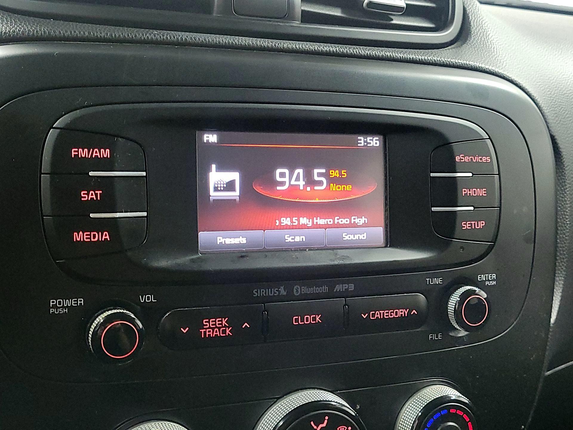 Thumbnail: 2015 Kia Soul - 14