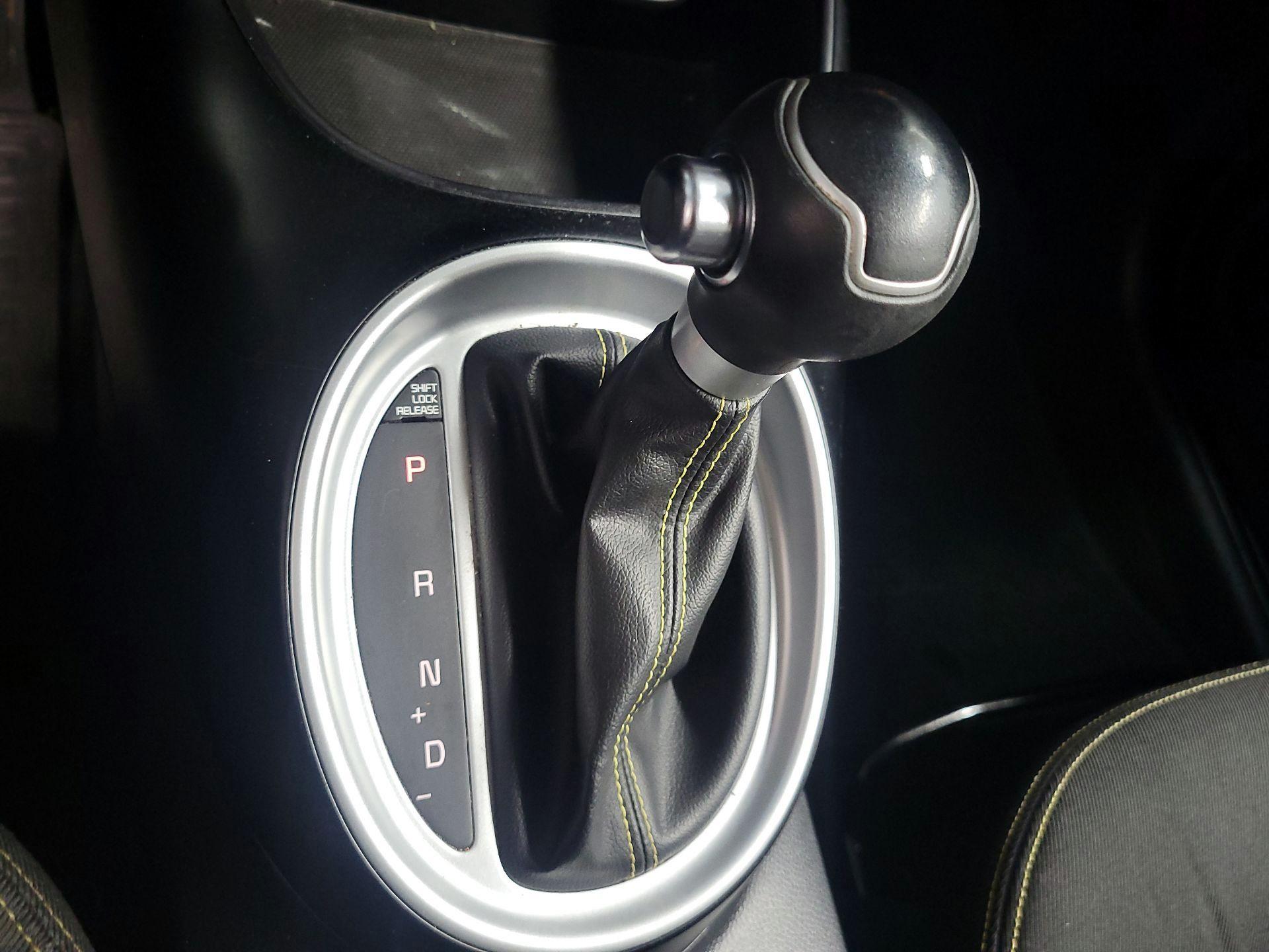 Thumbnail: 2015 Kia Soul - 16