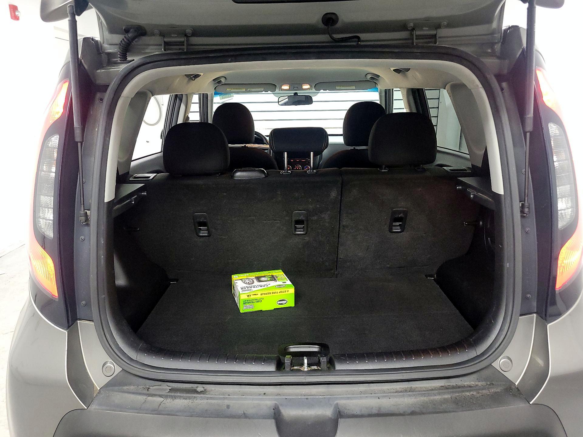 Thumbnail: 2015 Kia Soul - 18