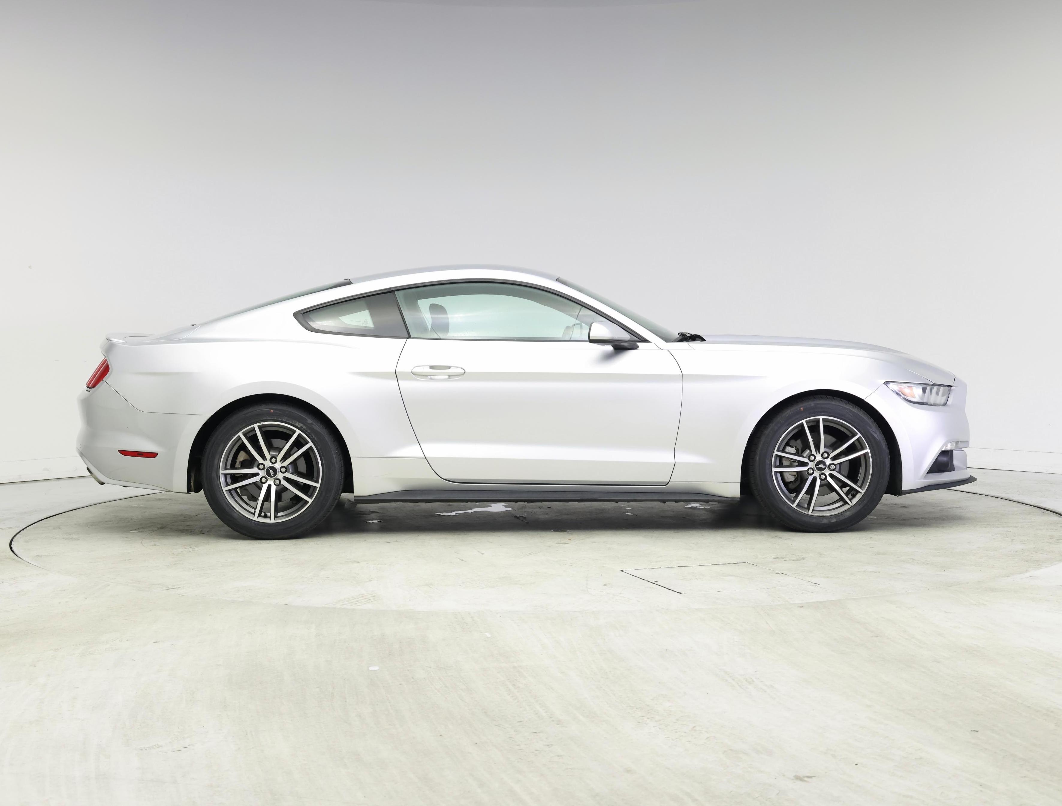 Thumbnail: 2016 Ford Mustang - 7