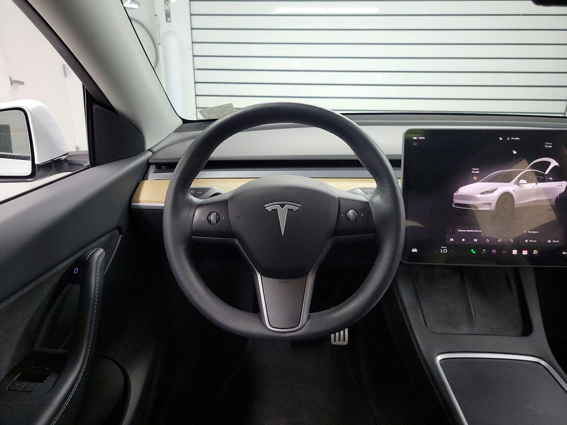 Thumbnail: 2022 Tesla Model Y - 10