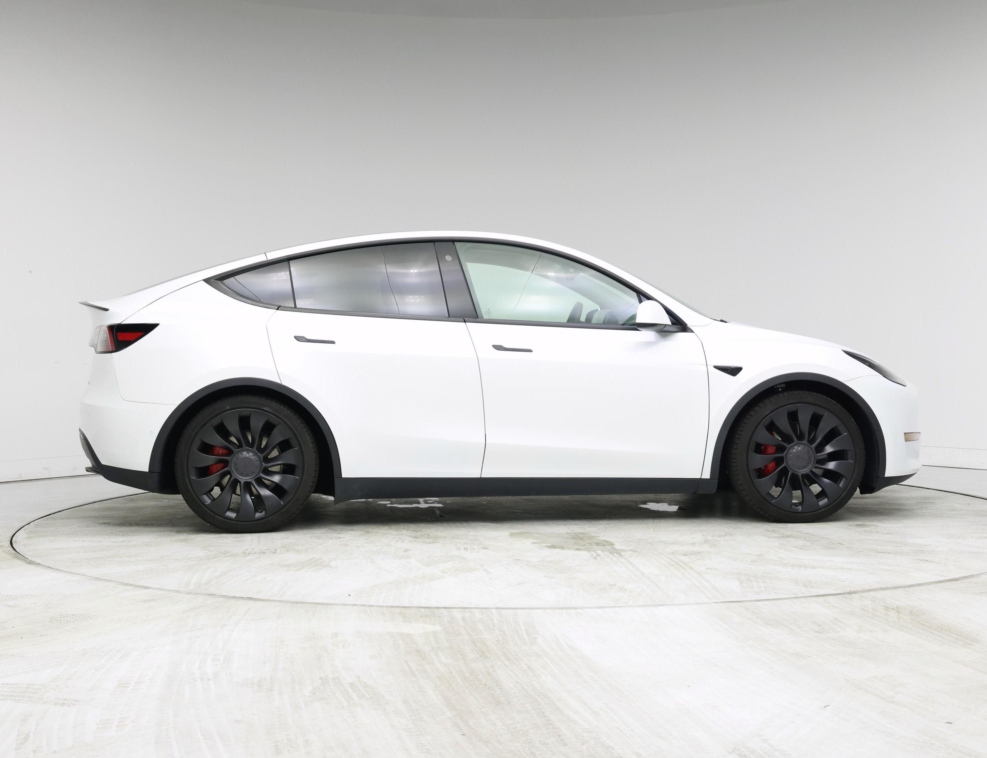 Thumbnail: 2022 Tesla Model Y - 7