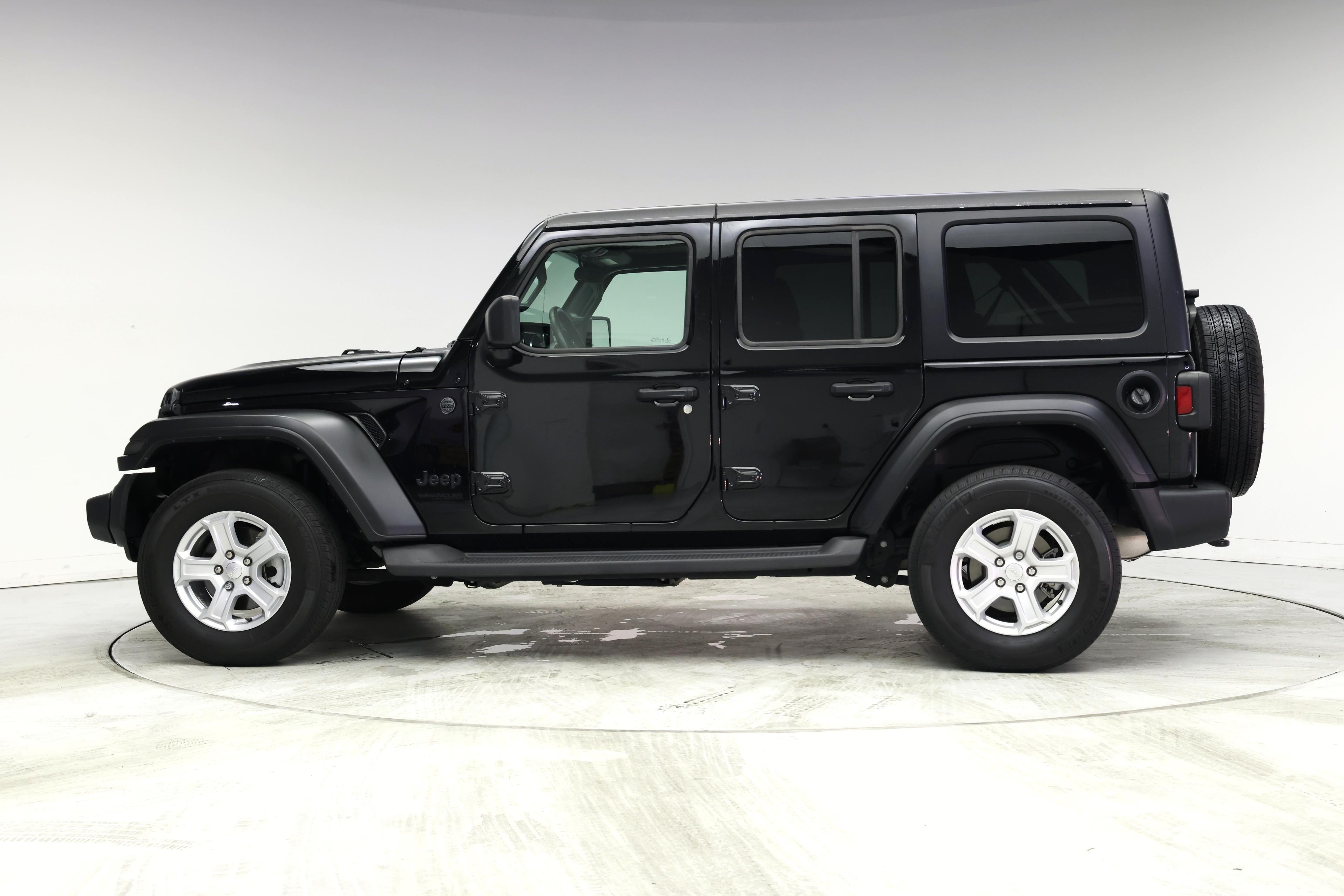 Thumbnail: 2022 Jeep Wrangler - 3
