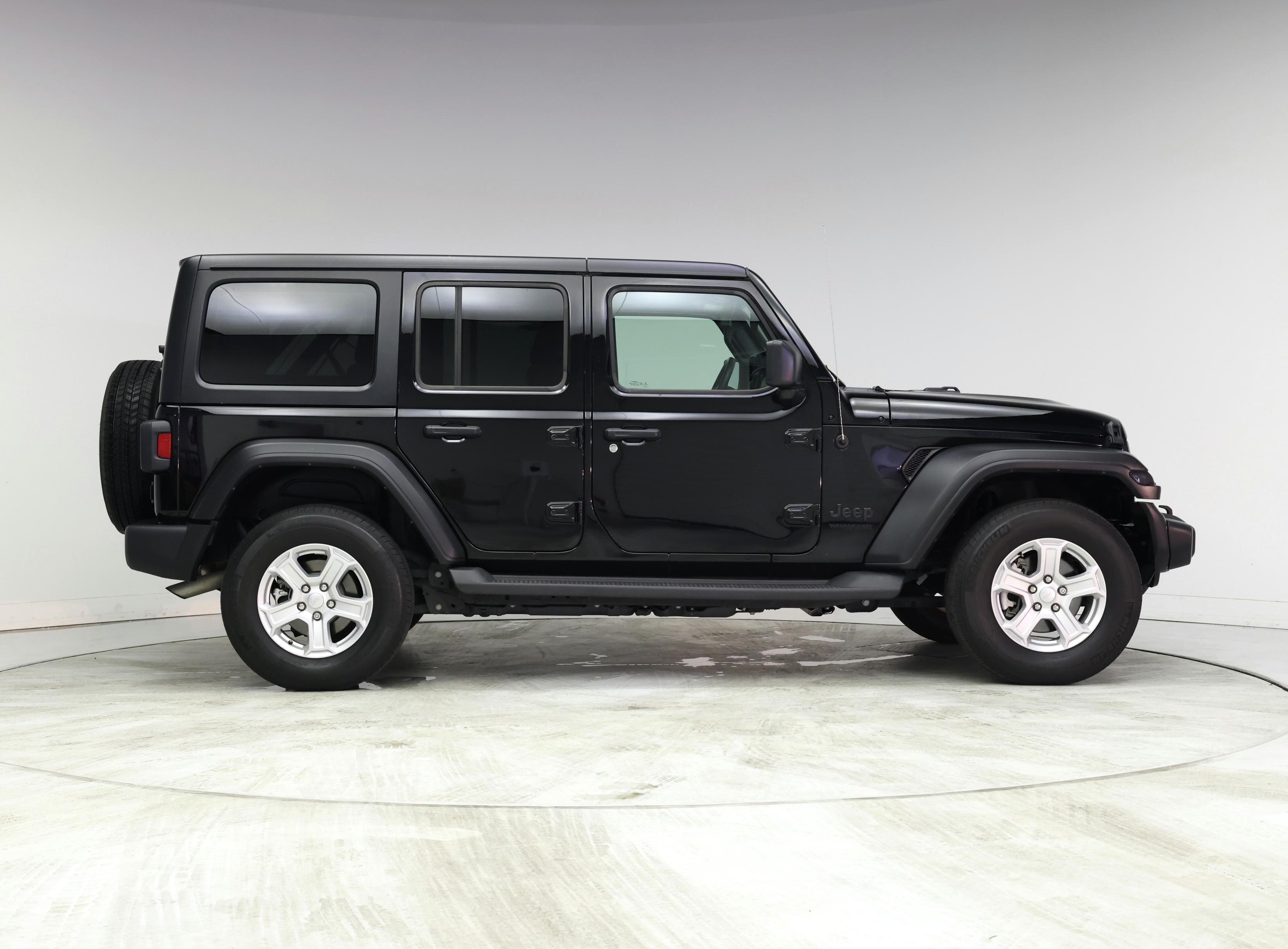 Thumbnail: 2022 Jeep Wrangler - 7