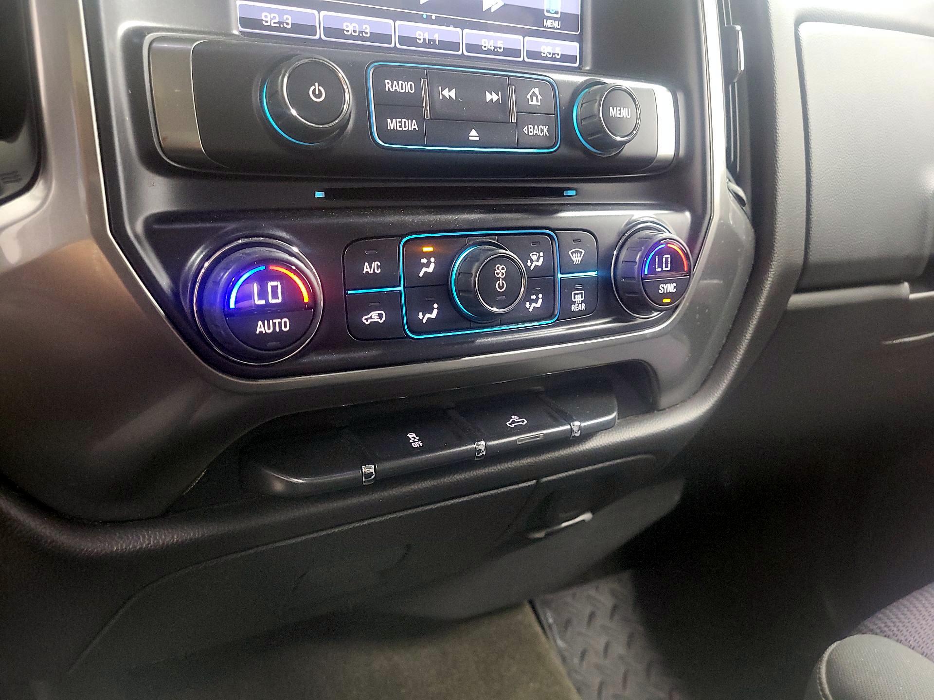 Thumbnail: 2015 Chevrolet Silverado 1500 - 15