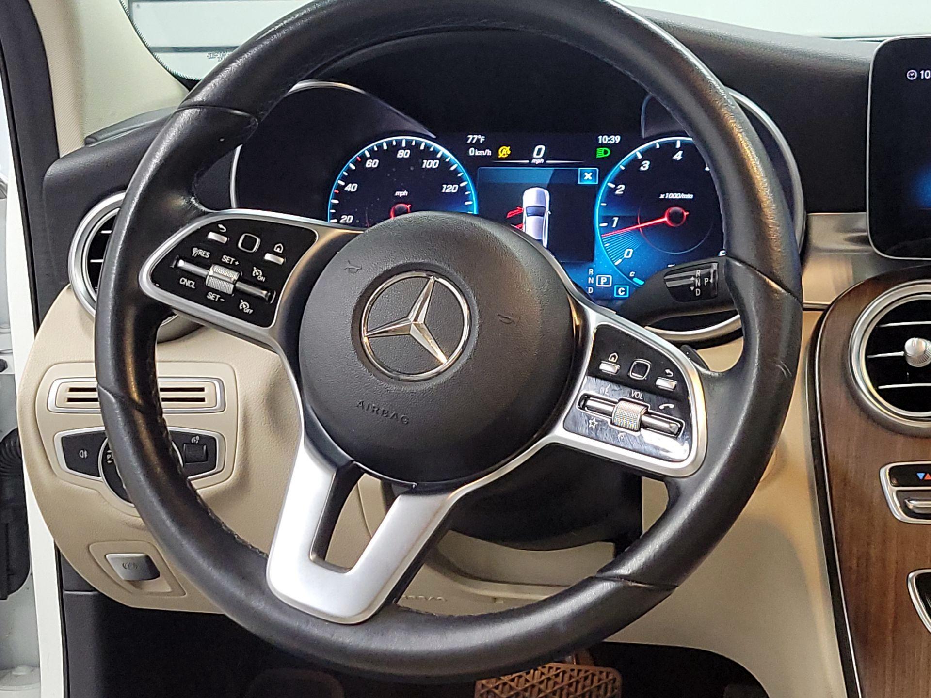Thumbnail: 2021 Mercedes-Benz C-Class - 10