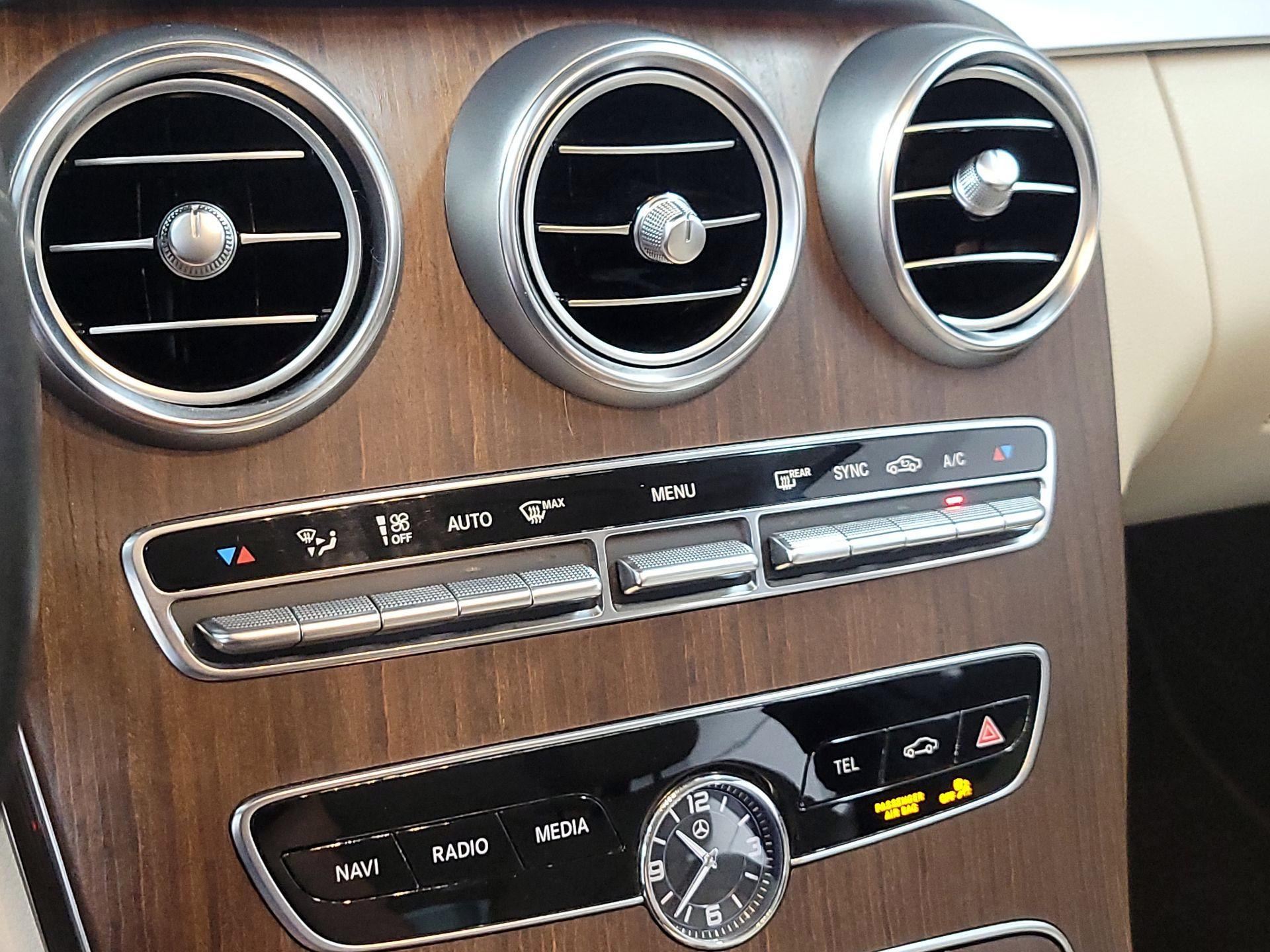 Thumbnail: 2021 Mercedes-Benz C-Class - 15