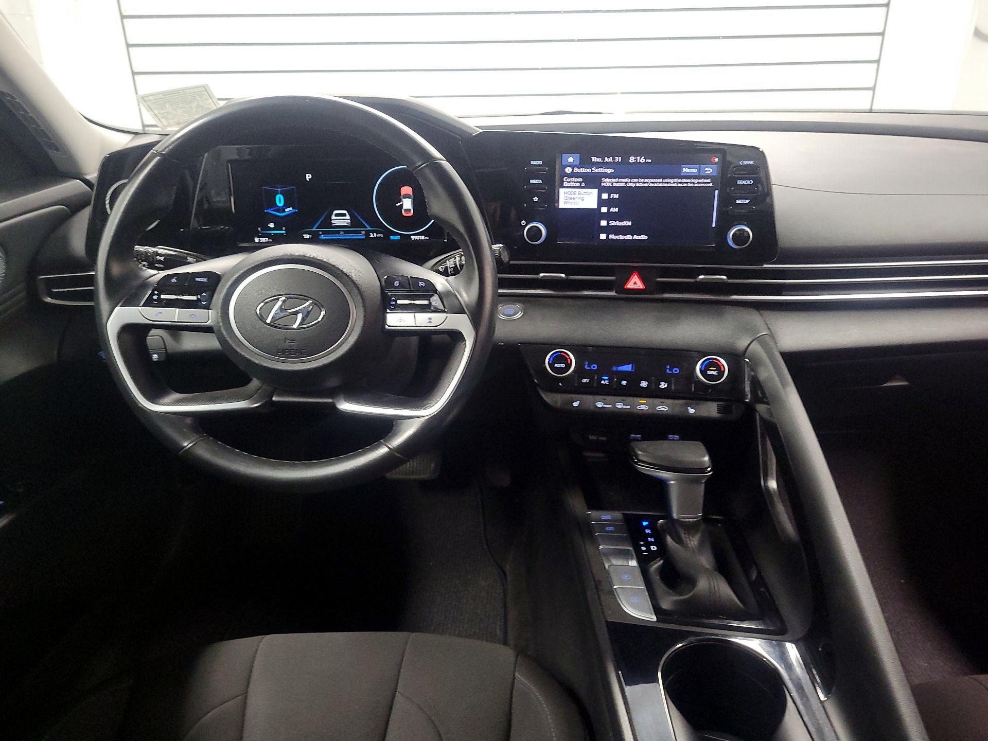 Thumbnail: 2021 Hyundai Elantra - 9