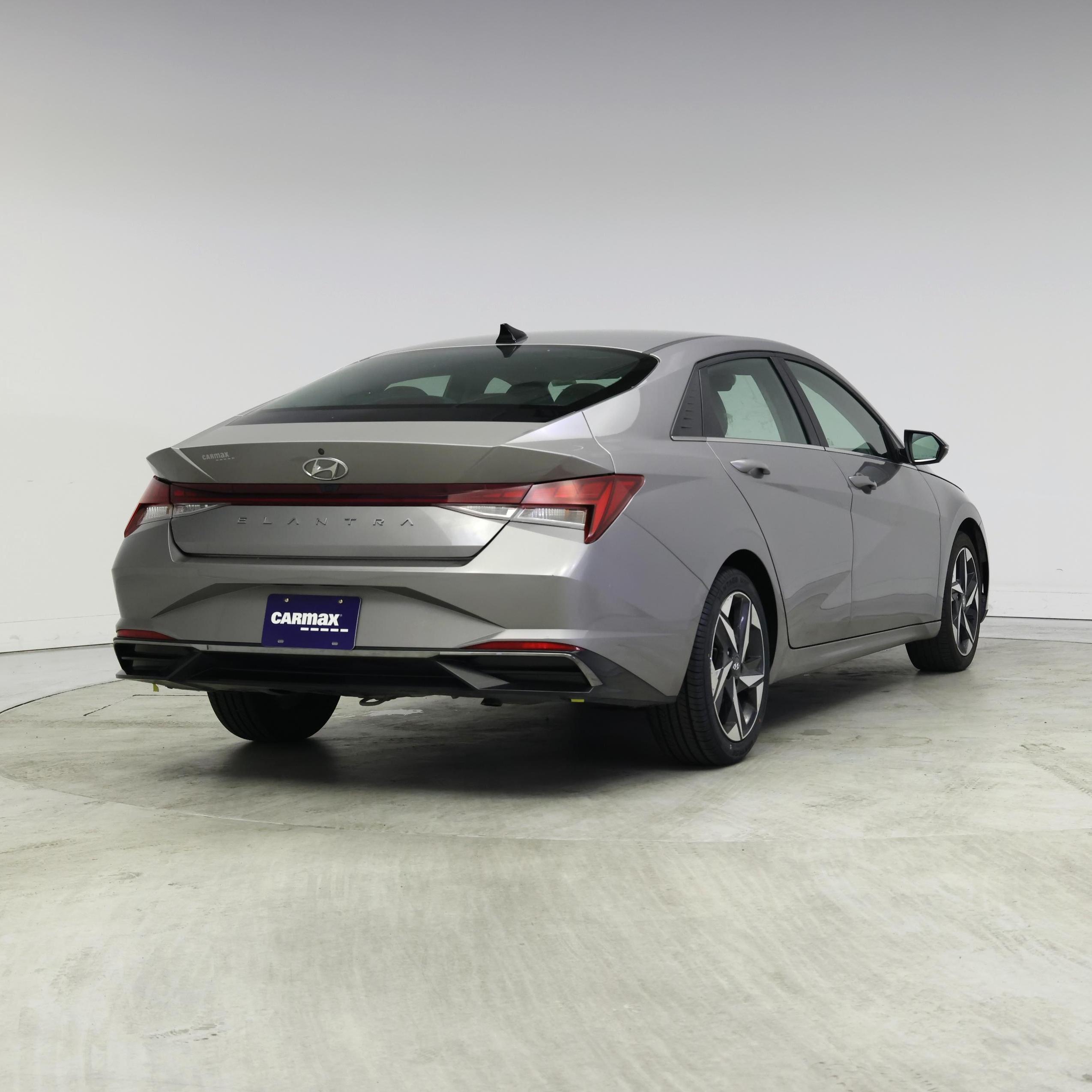 Thumbnail: 2021 Hyundai Elantra - 8