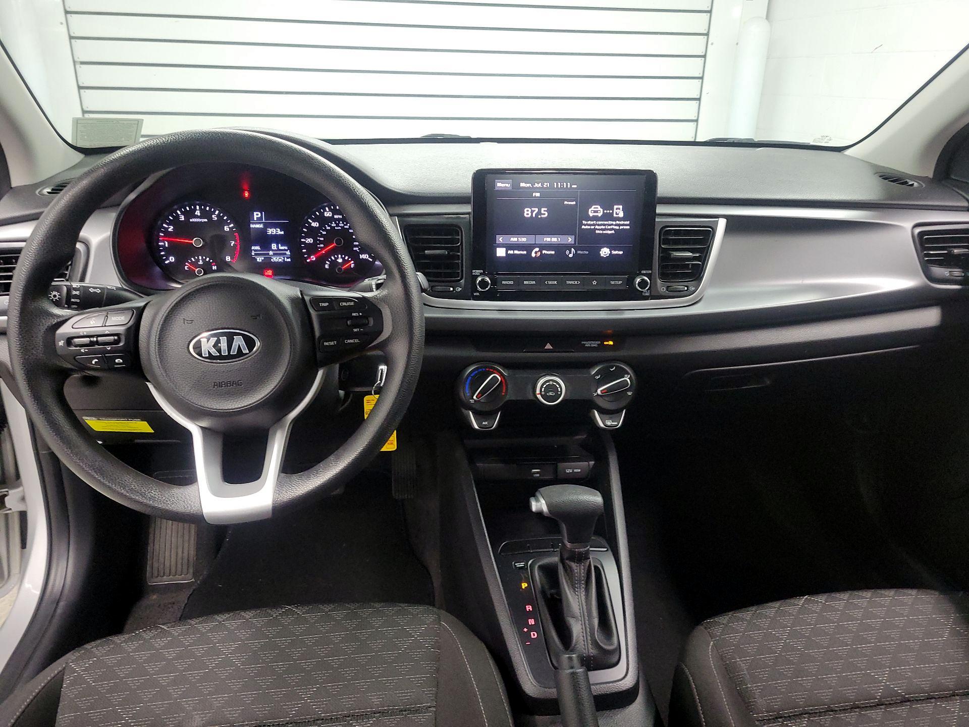 Thumbnail: 2021 Kia Rio - 9