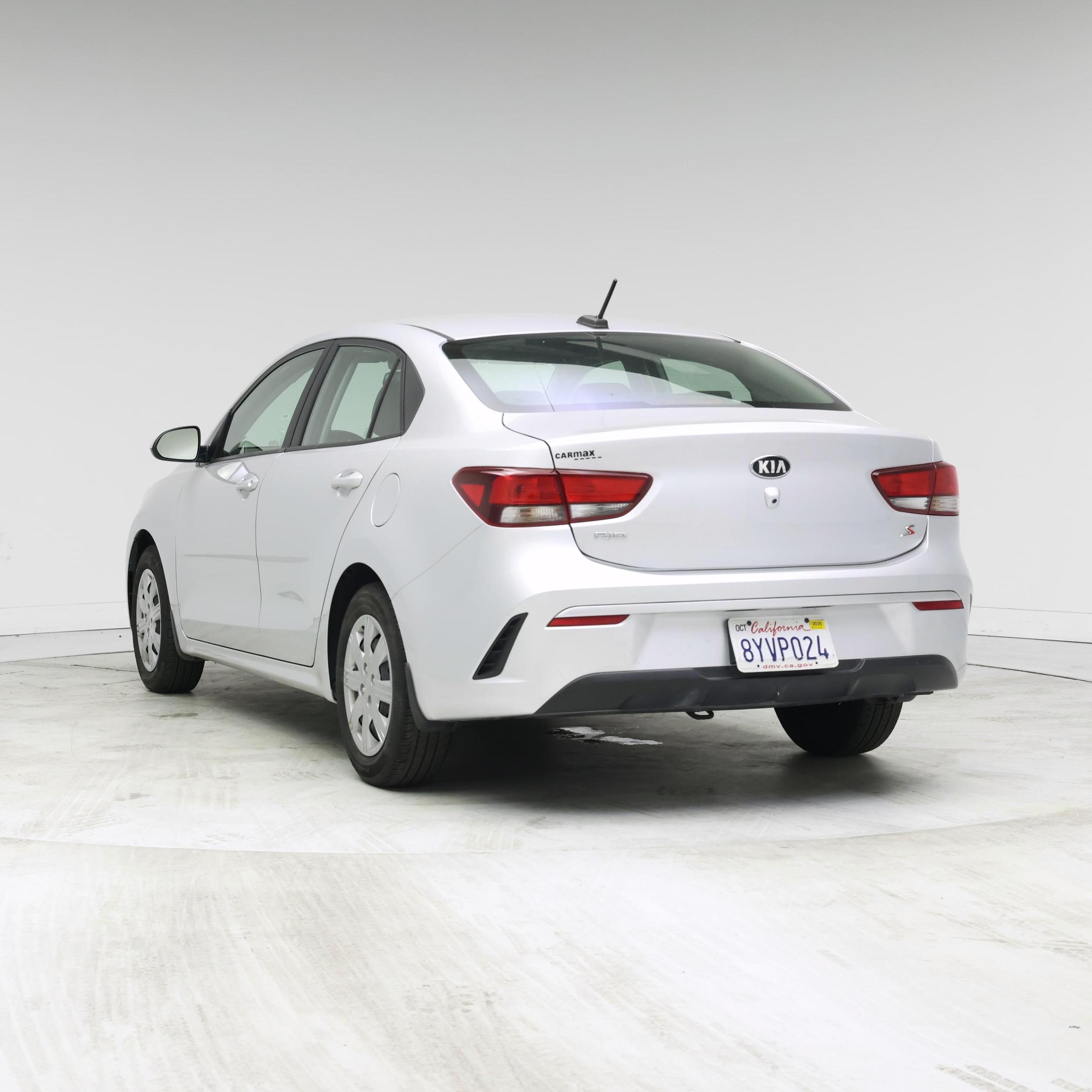 Thumbnail: 2021 Kia Rio - 2