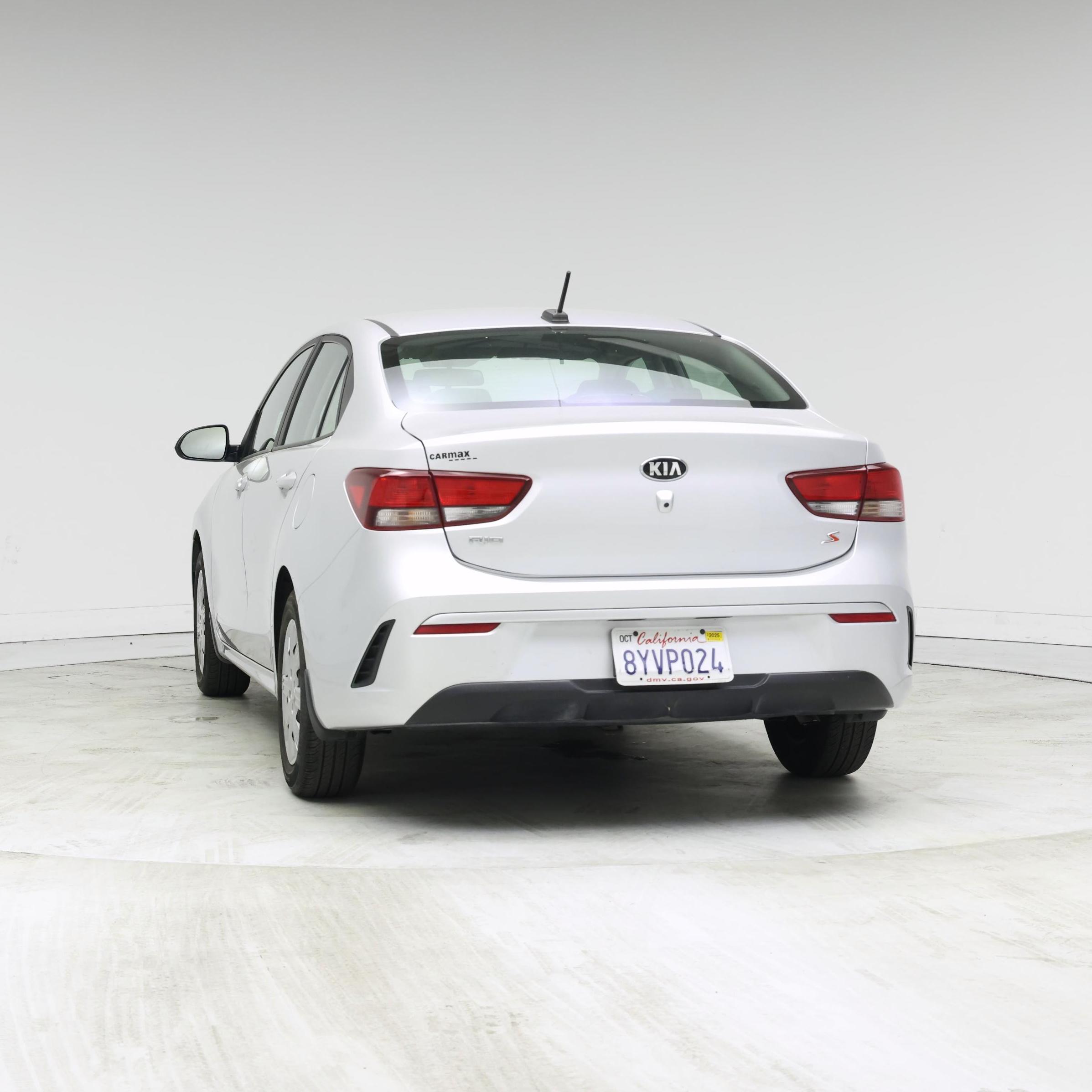 Thumbnail: 2021 Kia Rio - 6