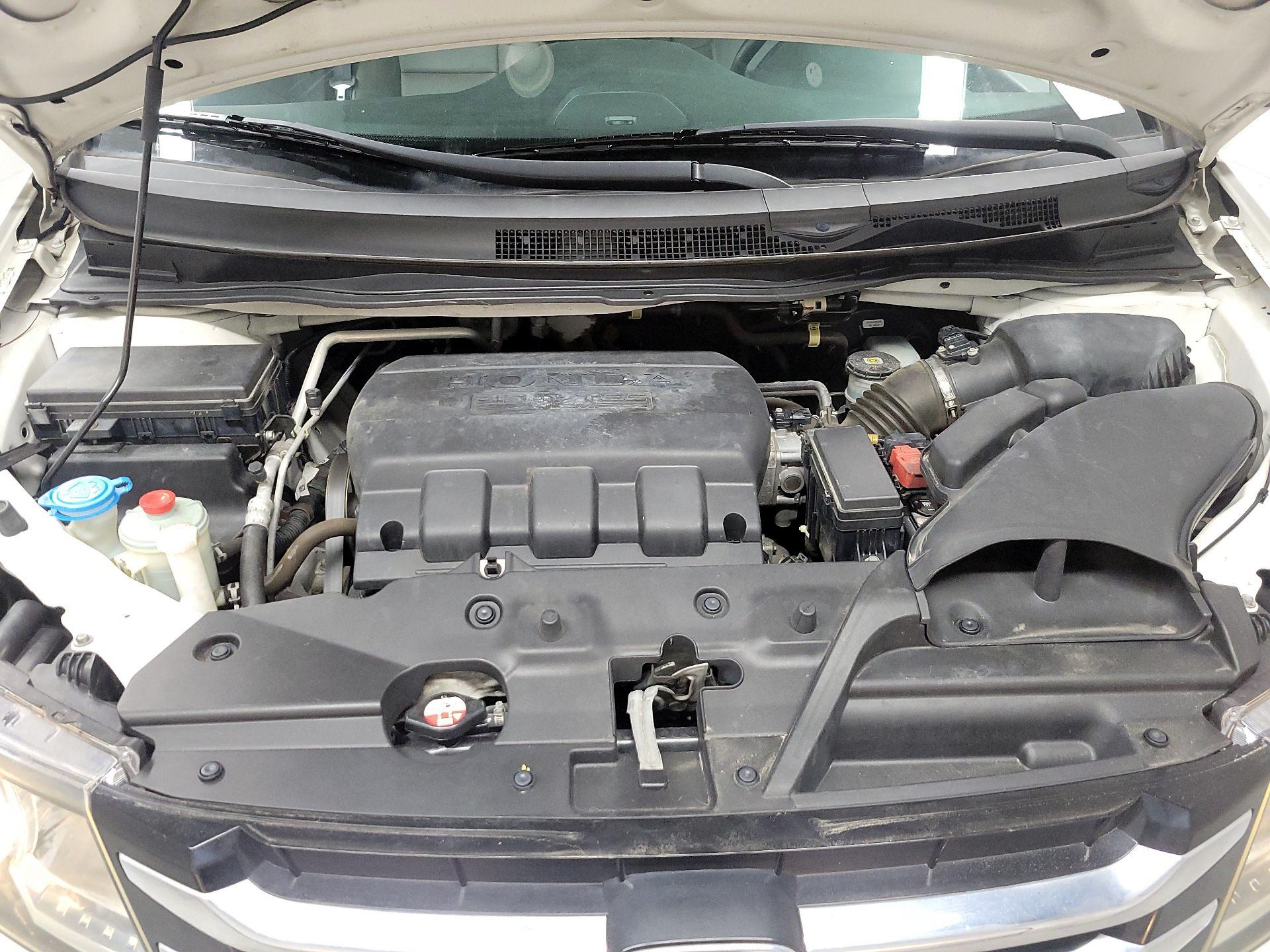 Thumbnail: 2015 Honda Odyssey - 20