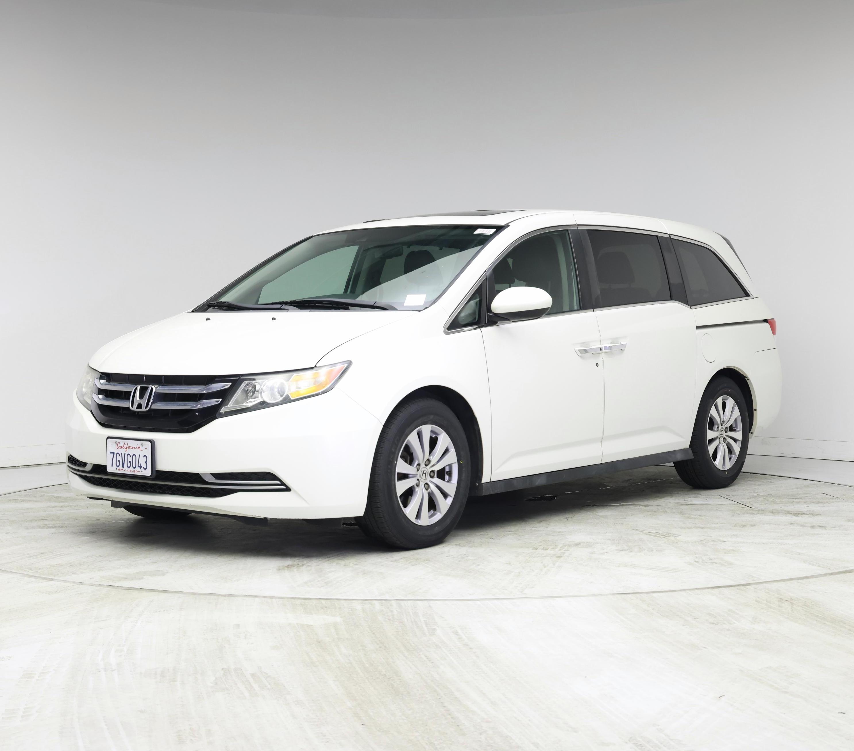 Thumbnail: 2015 Honda Odyssey - 4