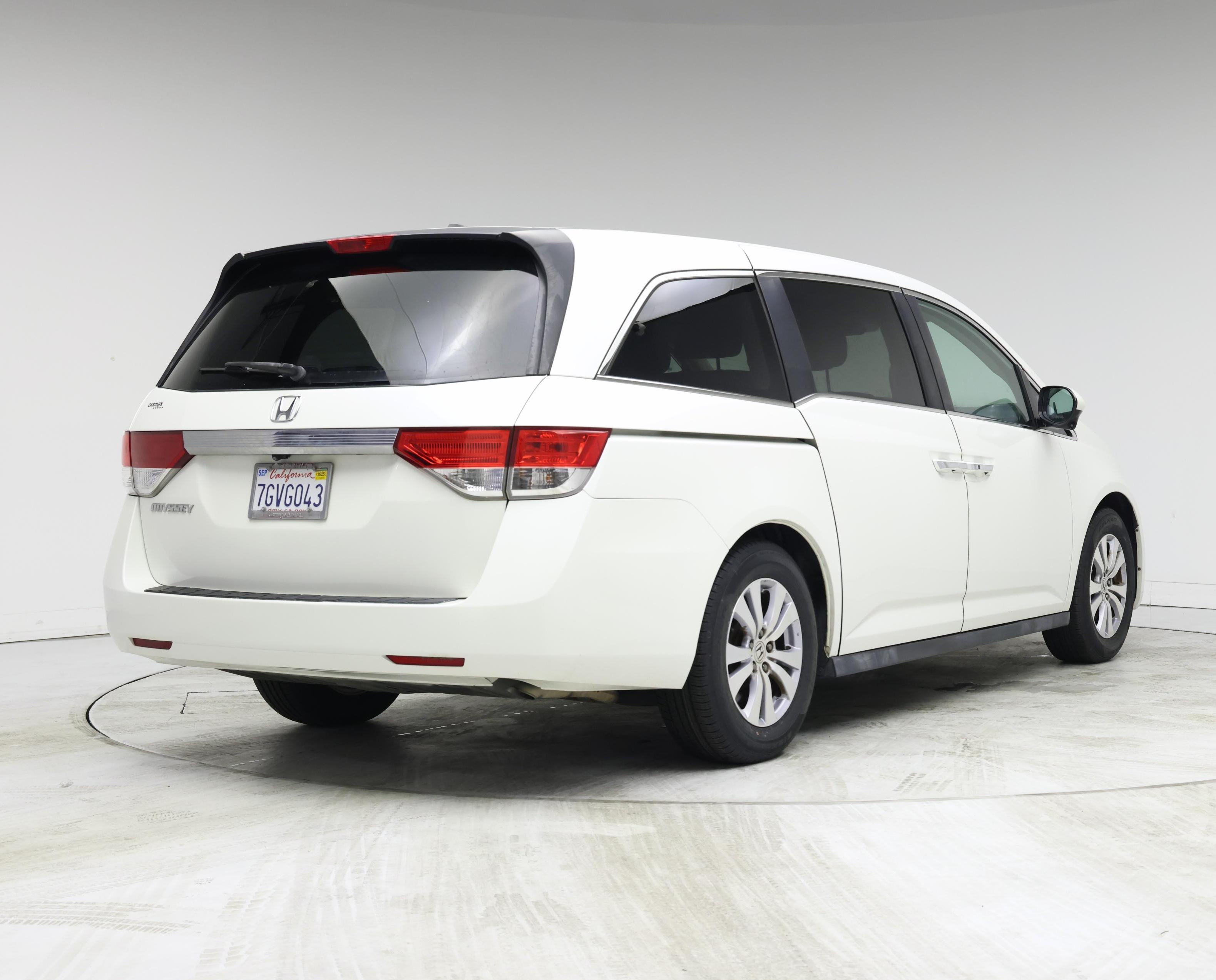 Thumbnail: 2015 Honda Odyssey - 8