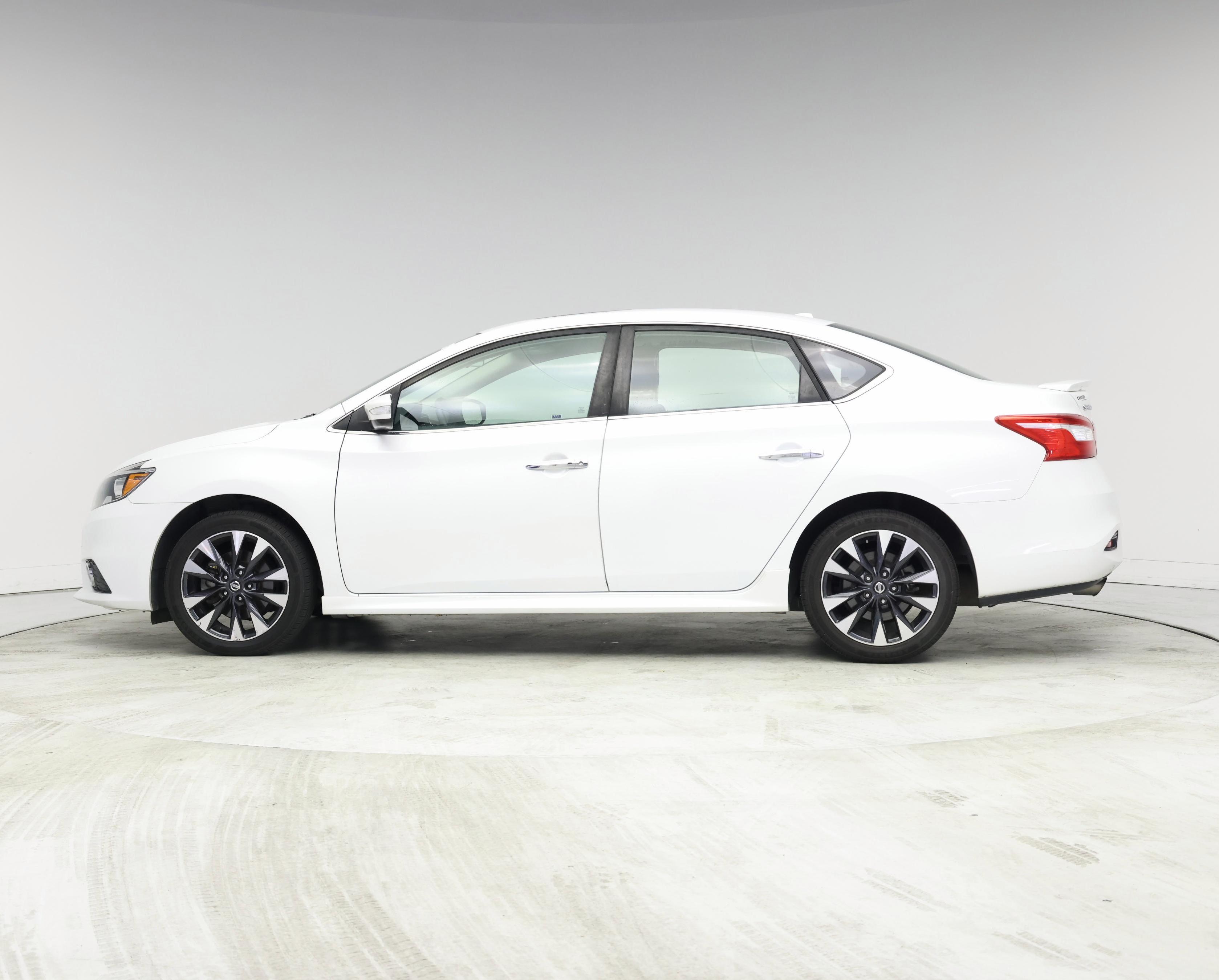Thumbnail: 2017 Nissan Sentra - 3