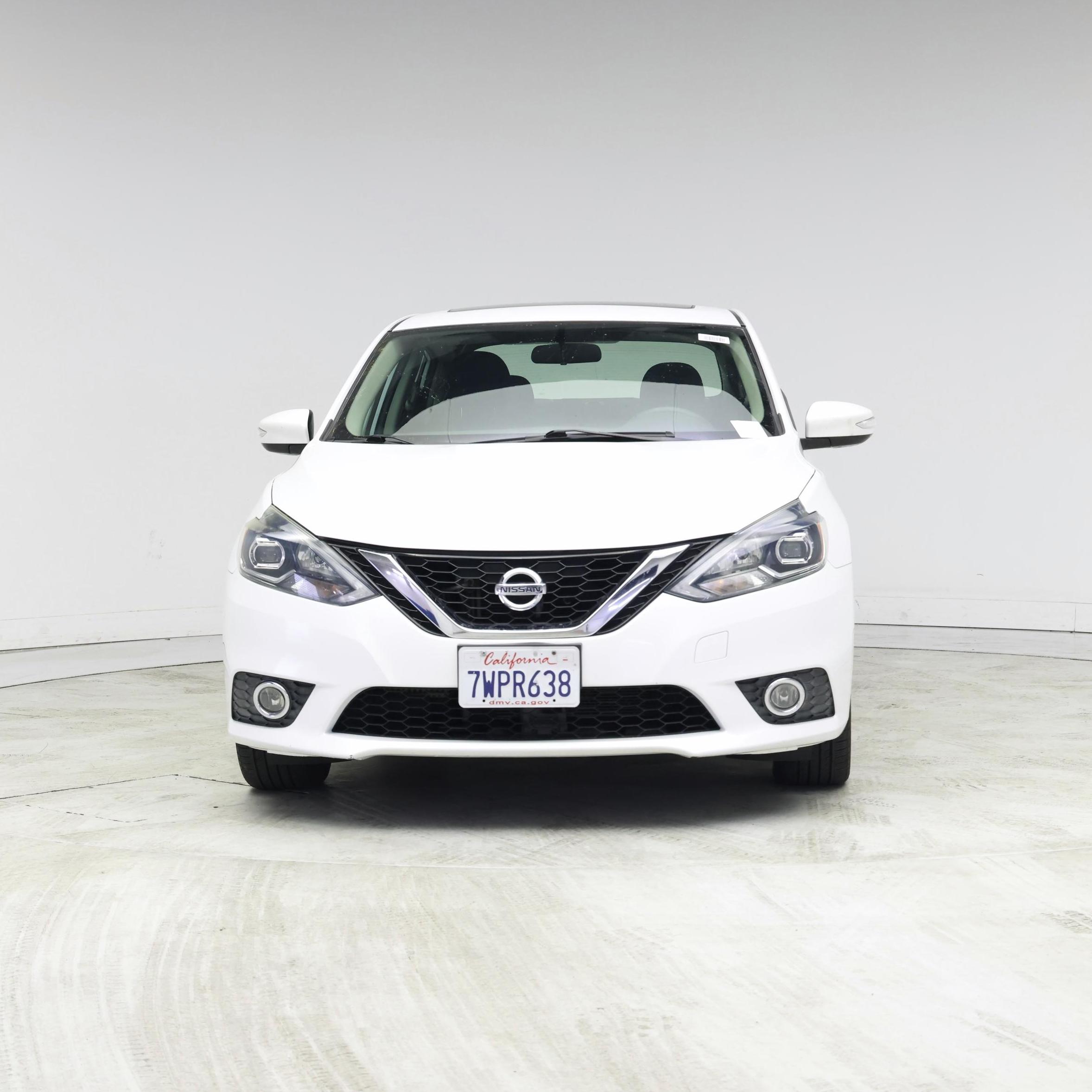 Thumbnail: 2017 Nissan Sentra - 5