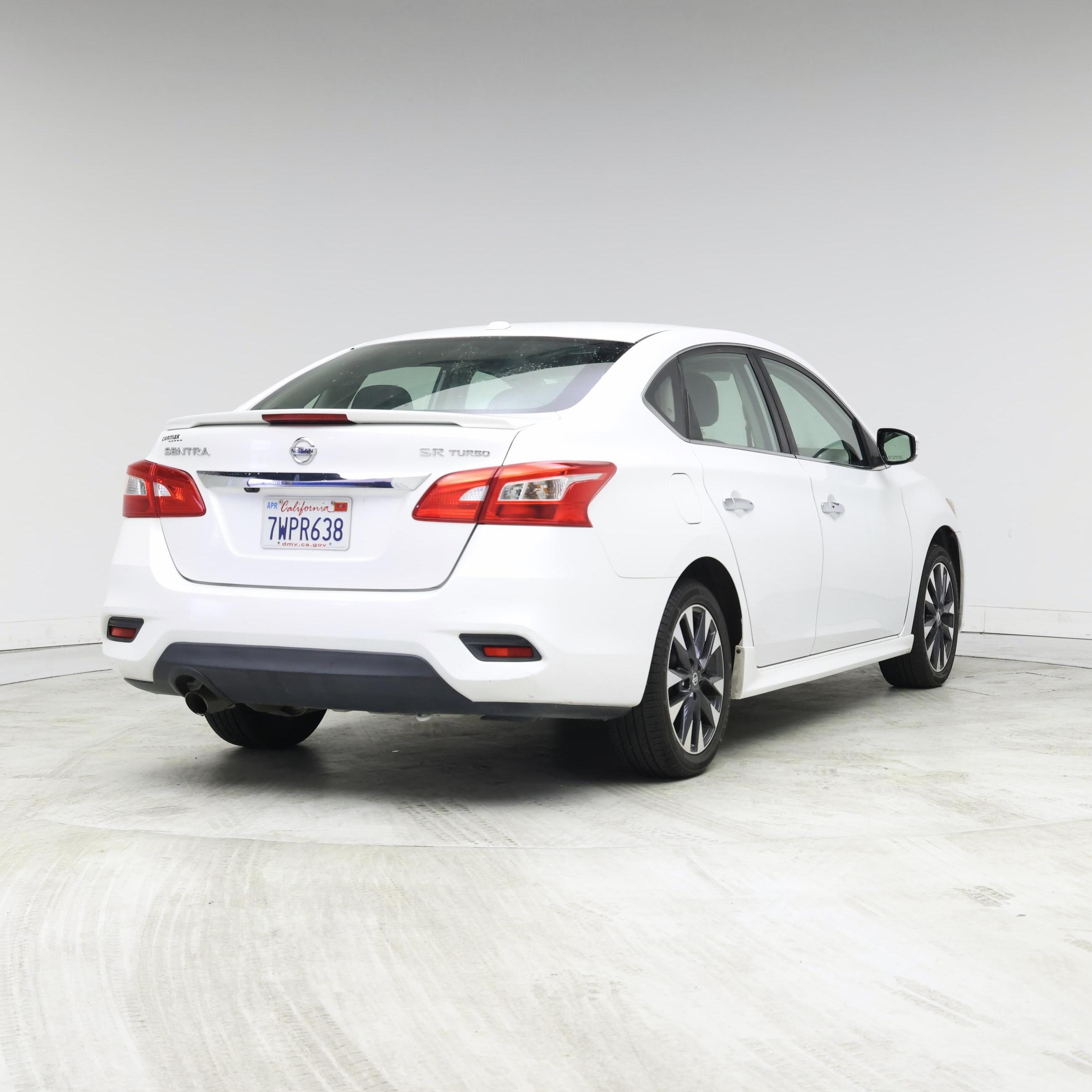 Thumbnail: 2017 Nissan Sentra - 8