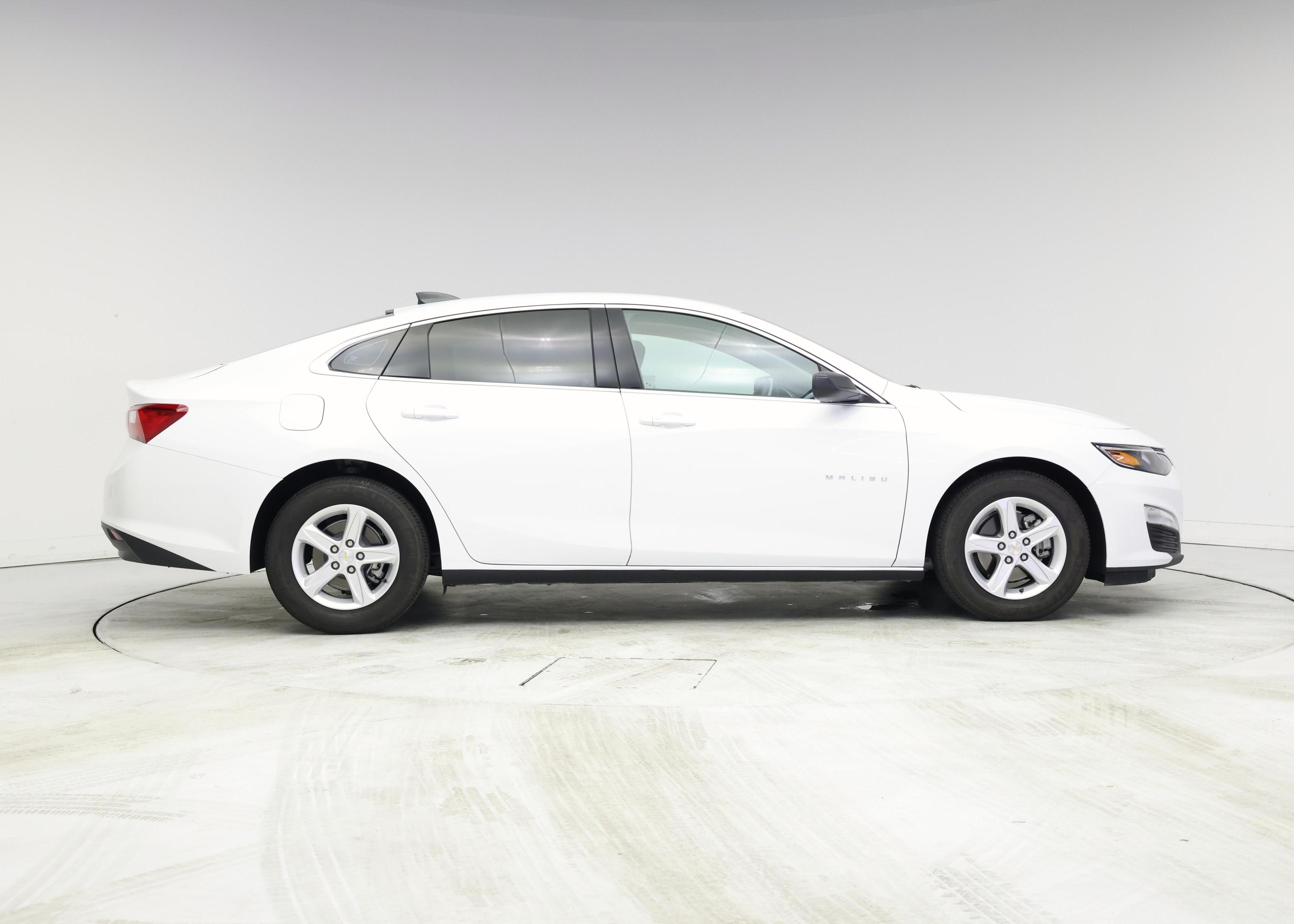 Thumbnail: 2023 Chevrolet Malibu - 7