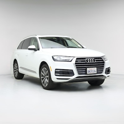 White 2019 Audi Q7 Premium