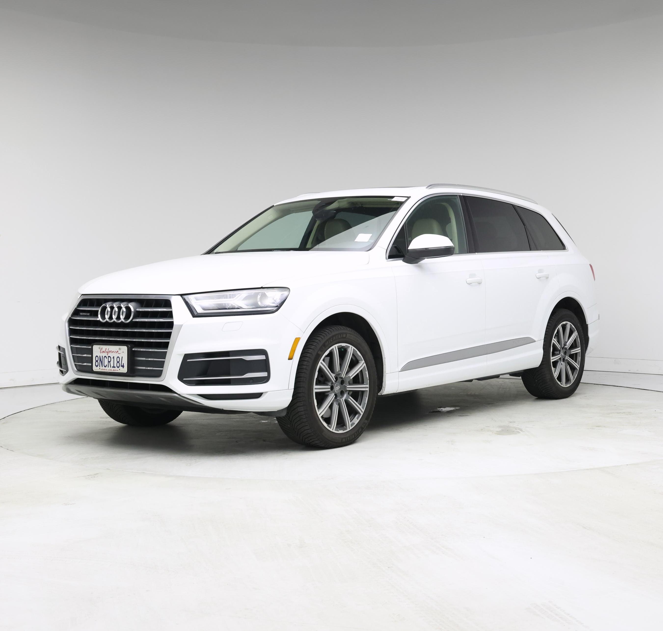Thumbnail: 2019 Audi Q7 - 4