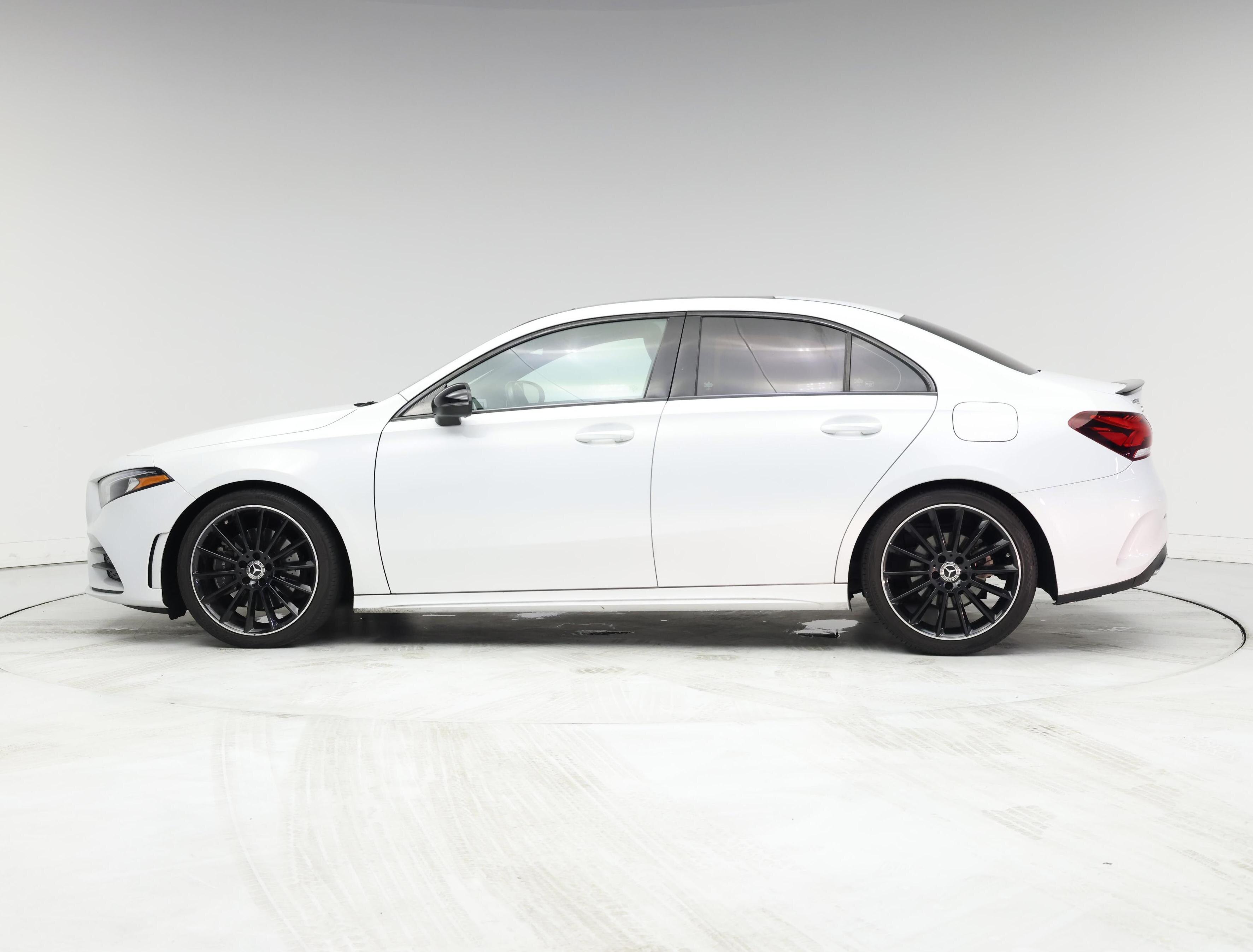 Thumbnail: 2020 Mercedes-Benz A-Class - 3