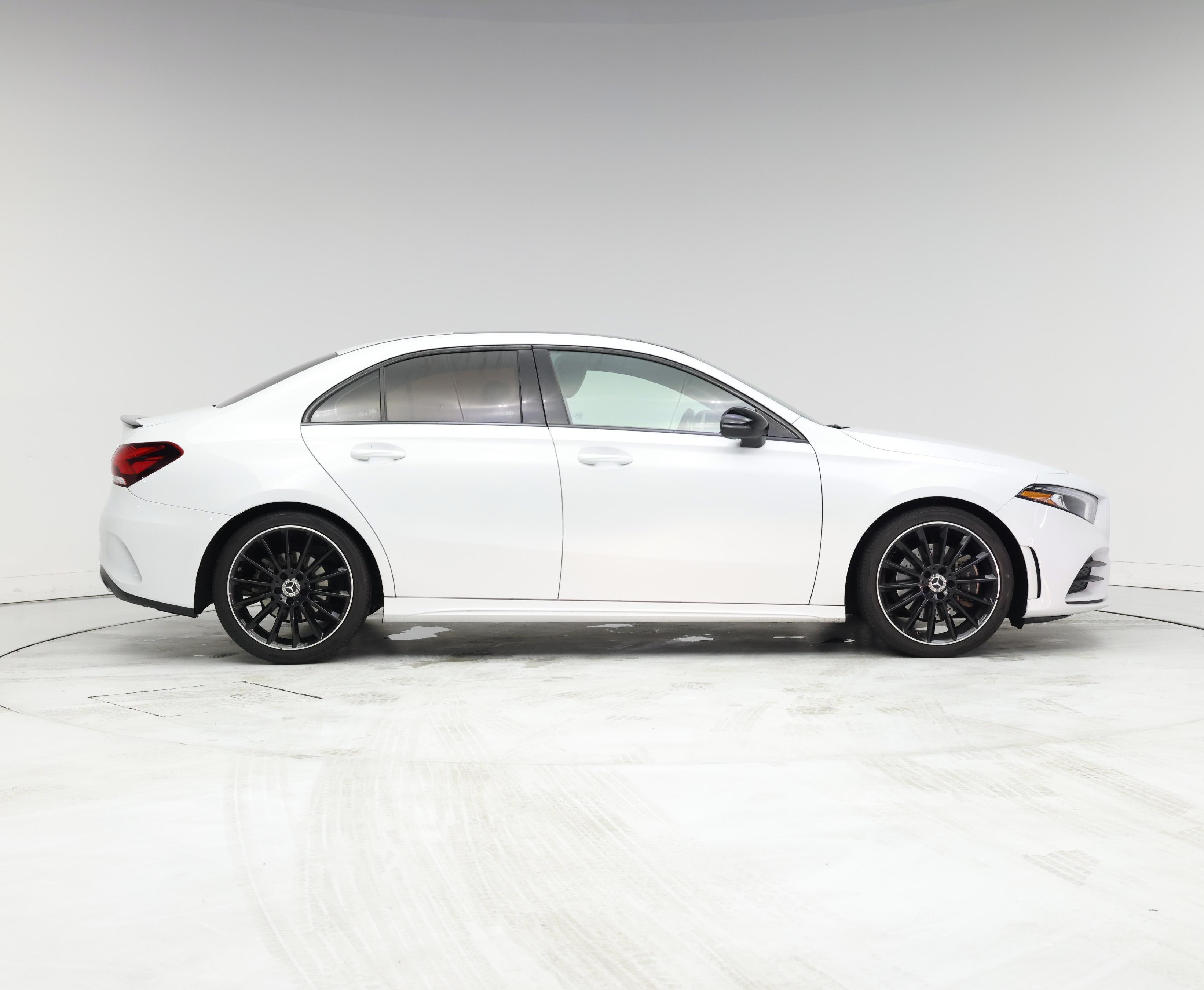 Thumbnail: 2020 Mercedes-Benz A-Class - 7