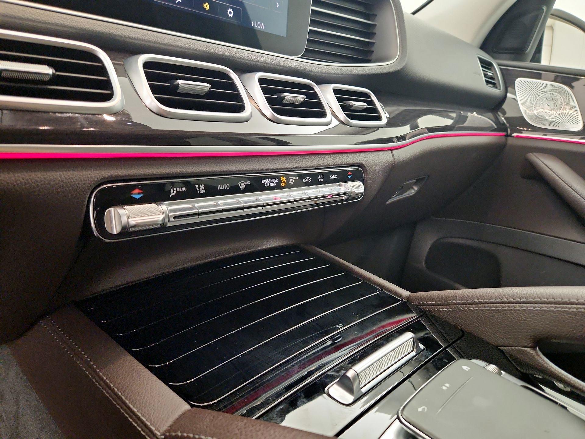 Thumbnail: 2020 Mercedes-Benz GLE - 17