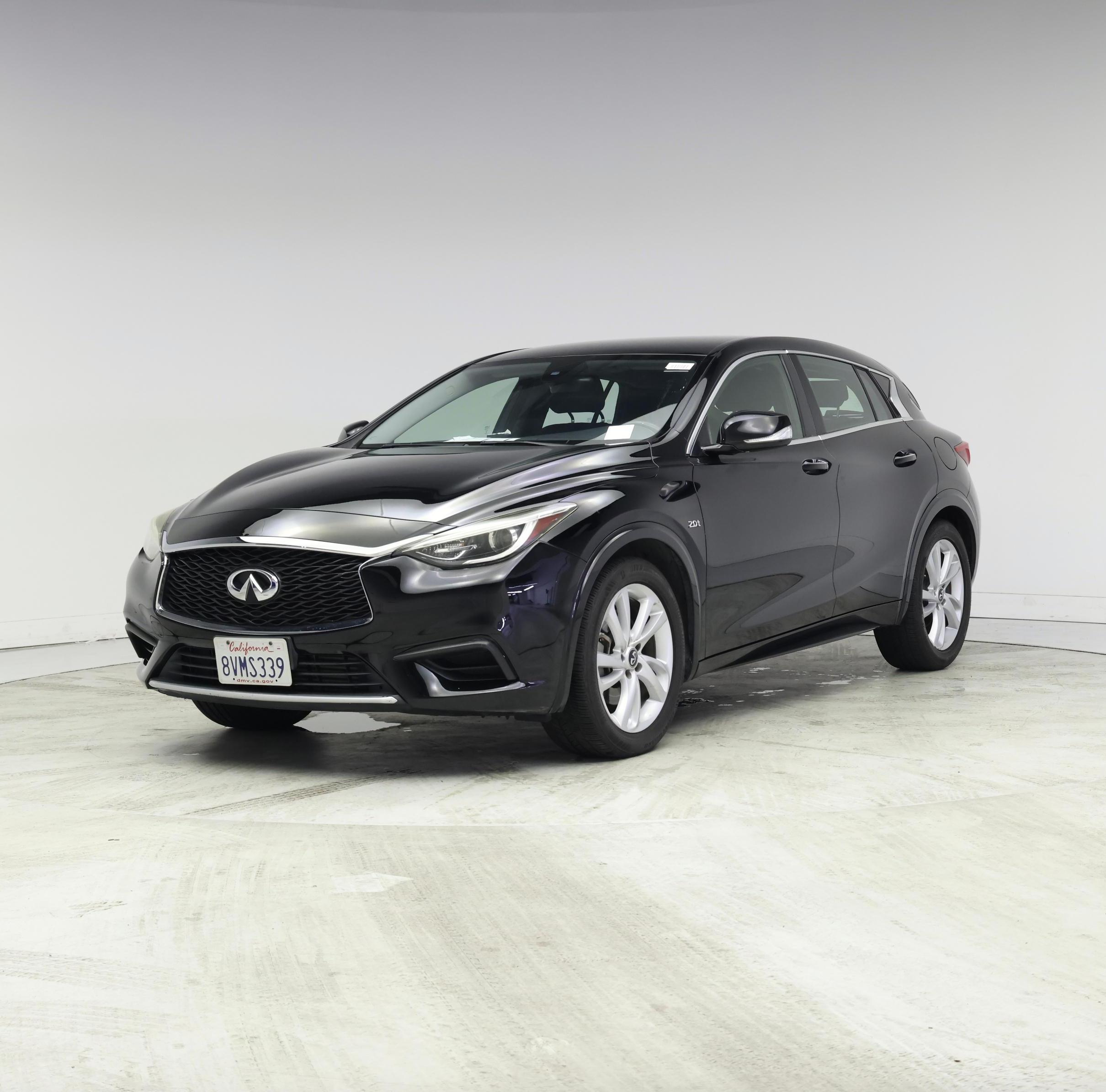 Thumbnail: 2018 INFINITI QX30 - 4