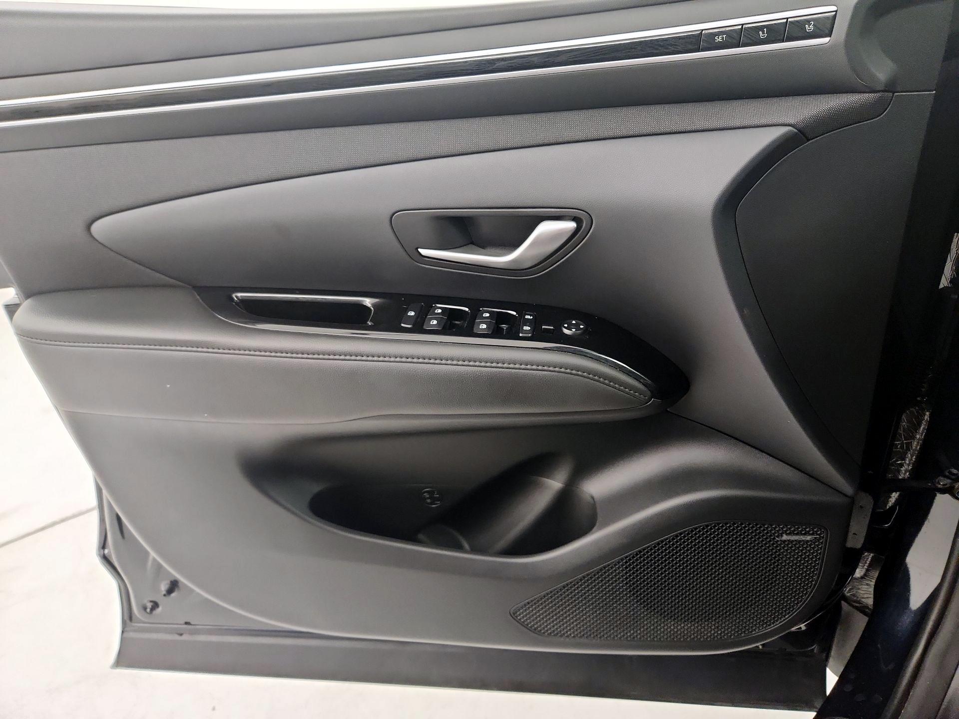 Thumbnail: 2022 Hyundai Tucson - 12
