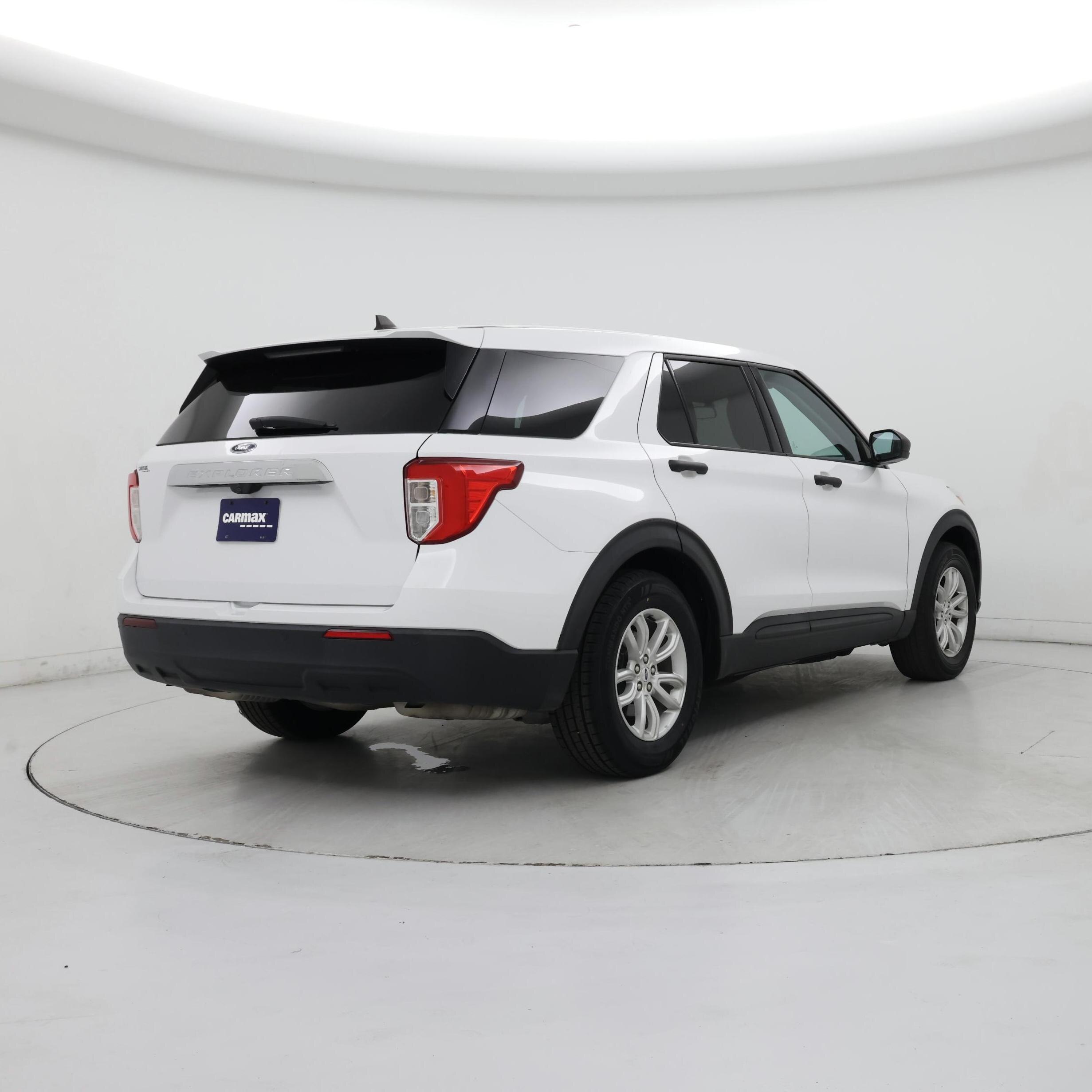 Thumbnail: 2021 Ford Explorer - 8