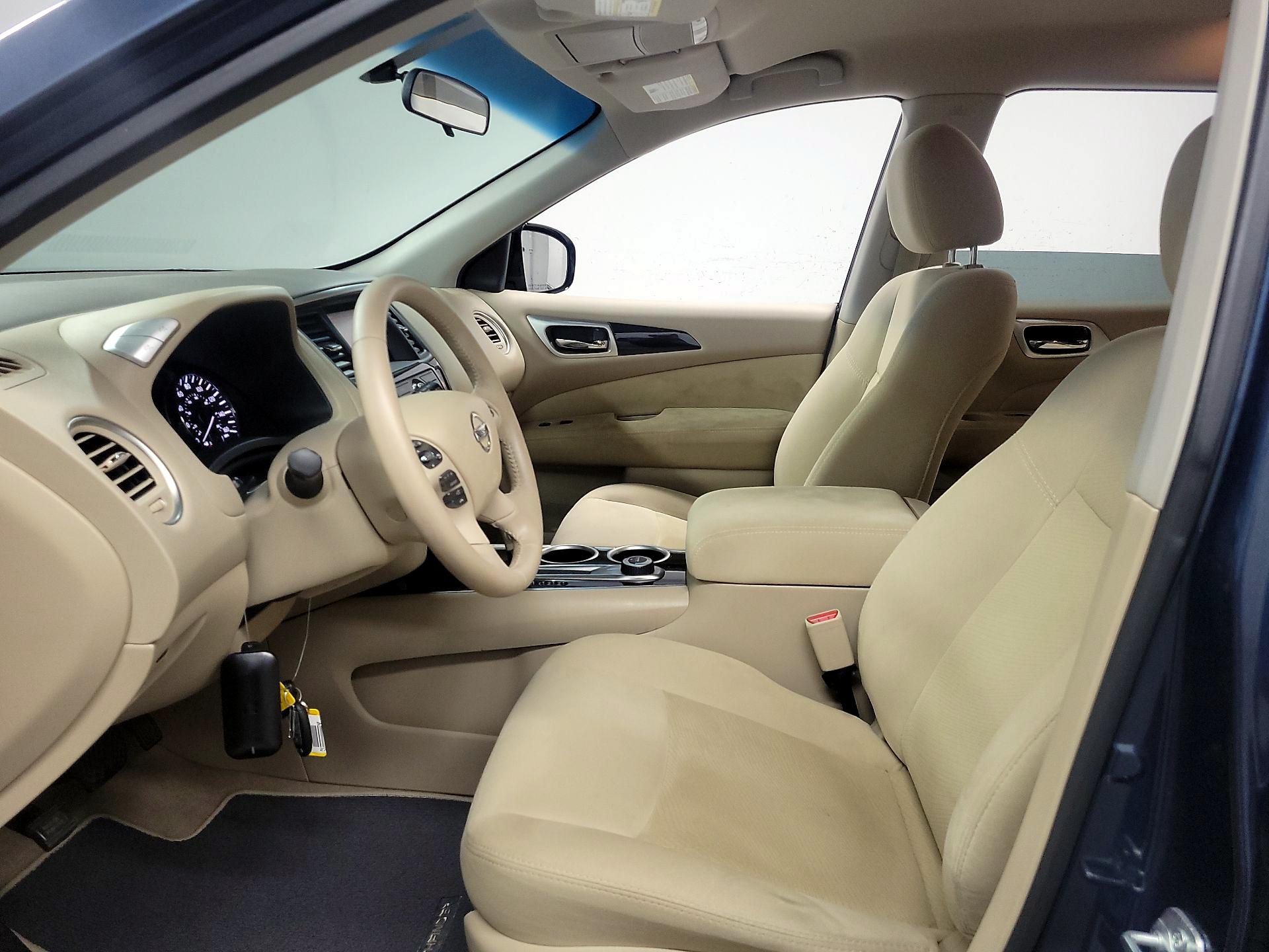 Thumbnail: 2014 Nissan Pathfinder - 11