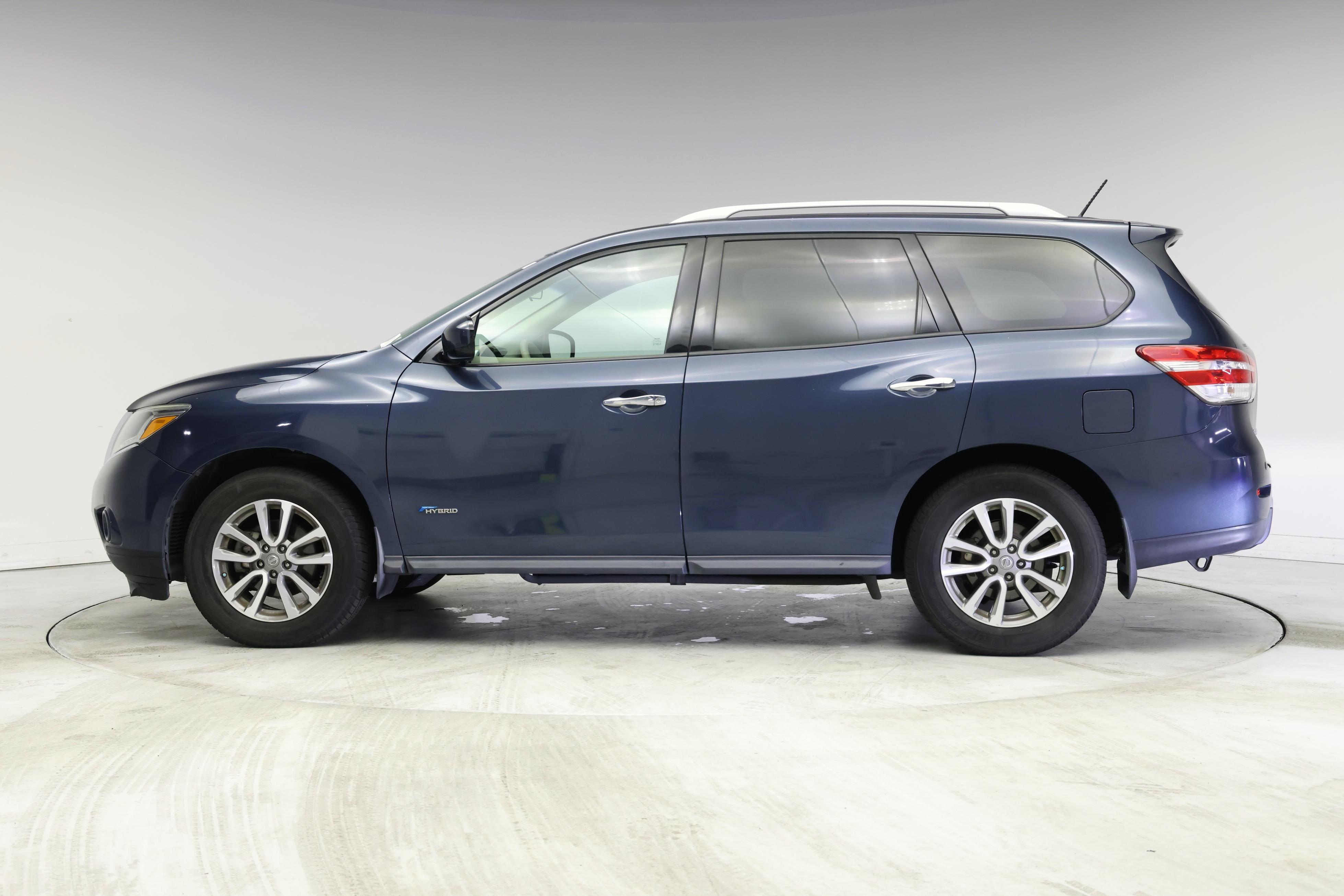 Thumbnail: 2014 Nissan Pathfinder - 3