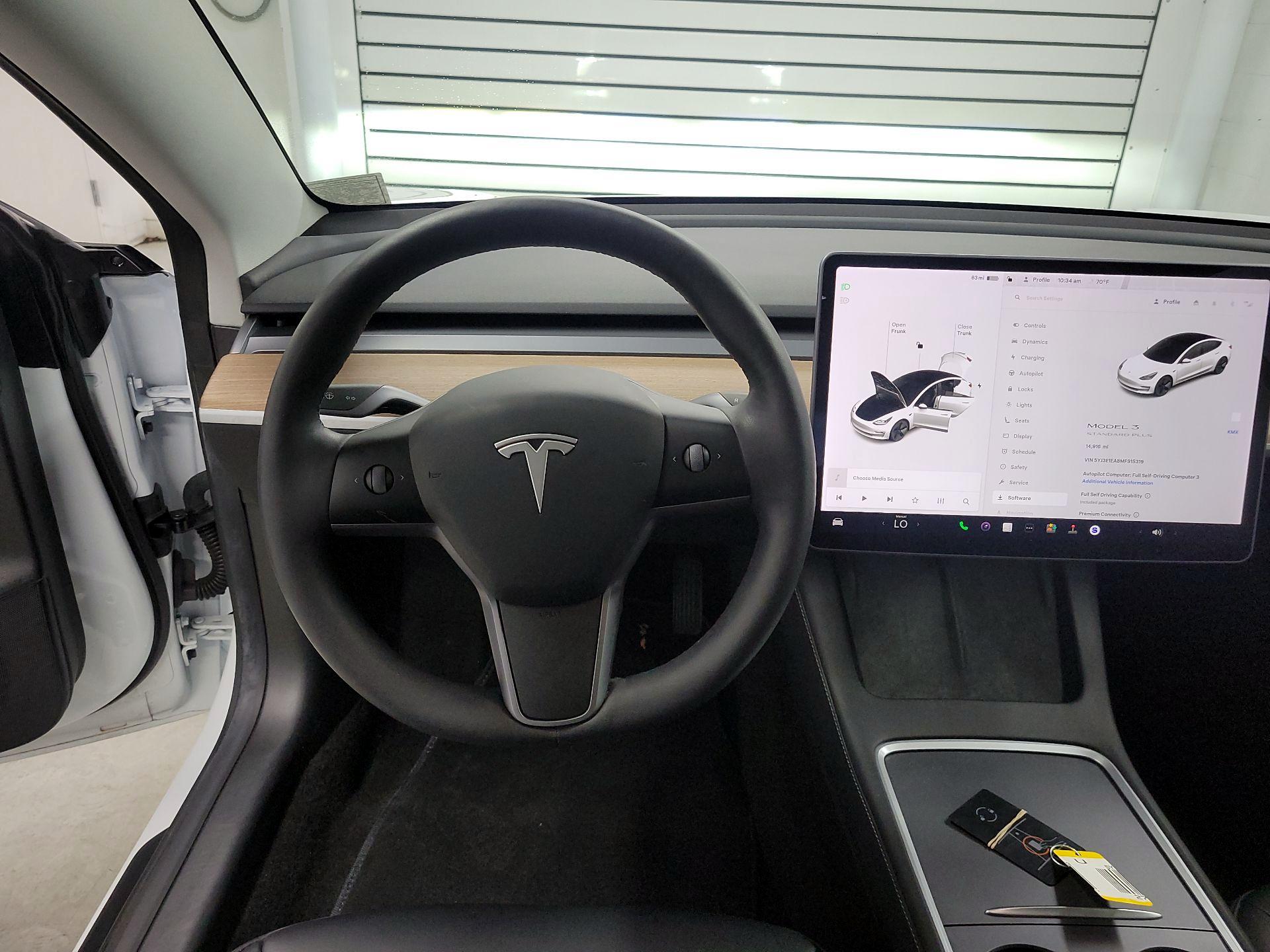 Thumbnail: 2021 Tesla Model 3 - 10