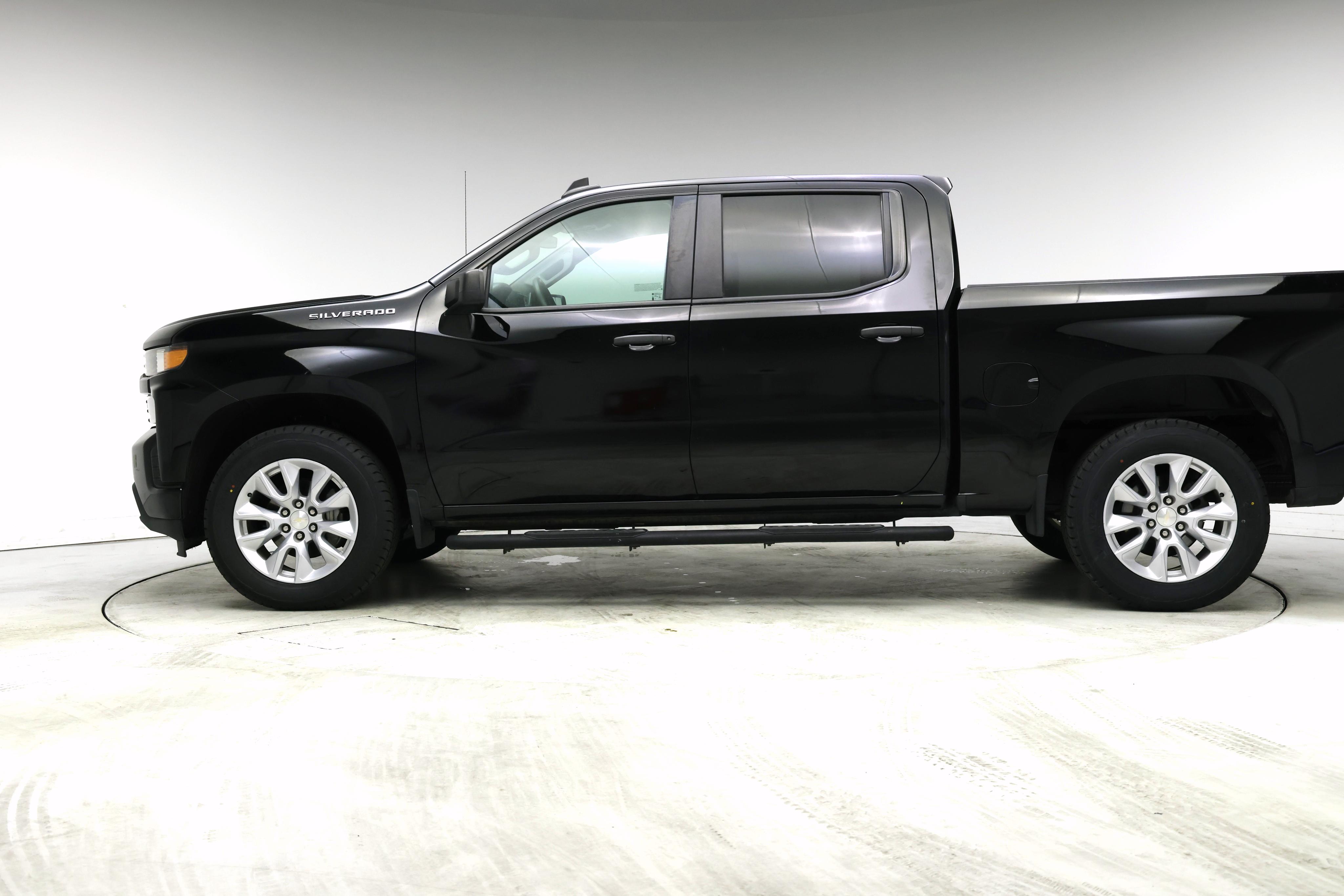Thumbnail: 2022 Chevrolet Silverado 1500 - 3