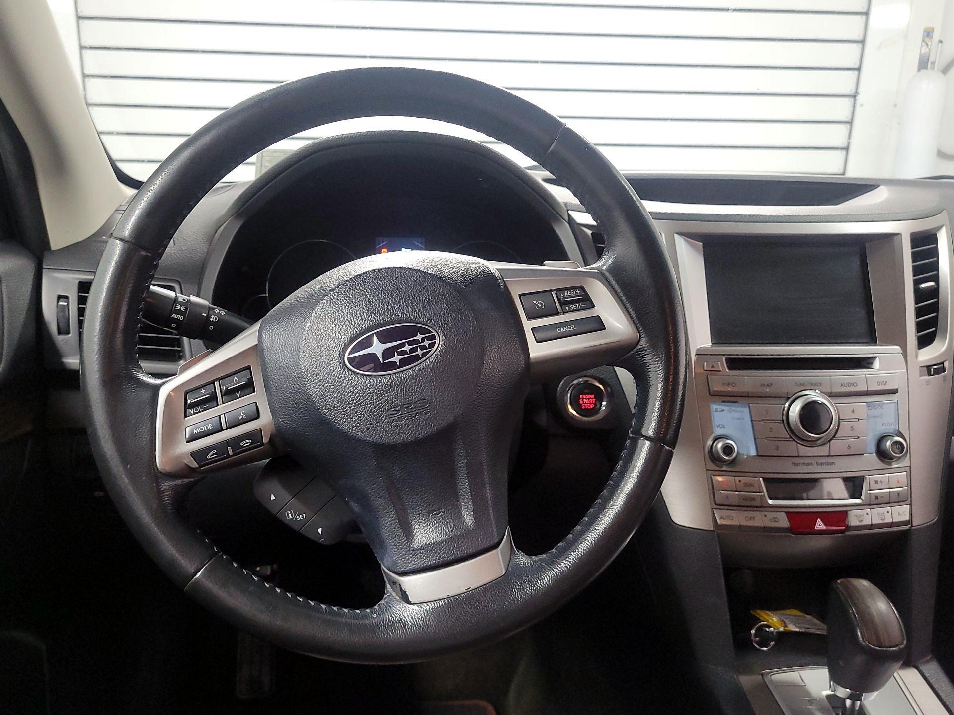 Thumbnail: 2013 Subaru Outback - 10