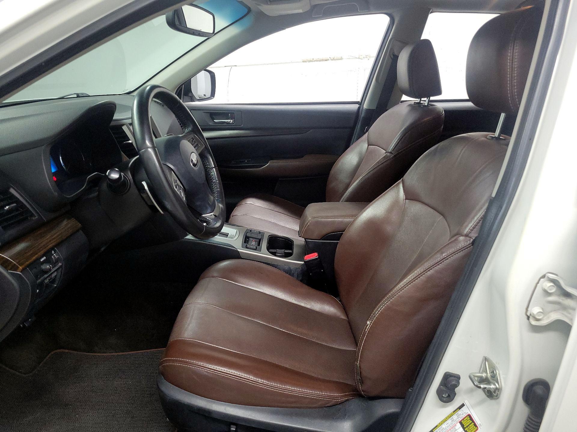 Thumbnail: 2013 Subaru Outback - 11