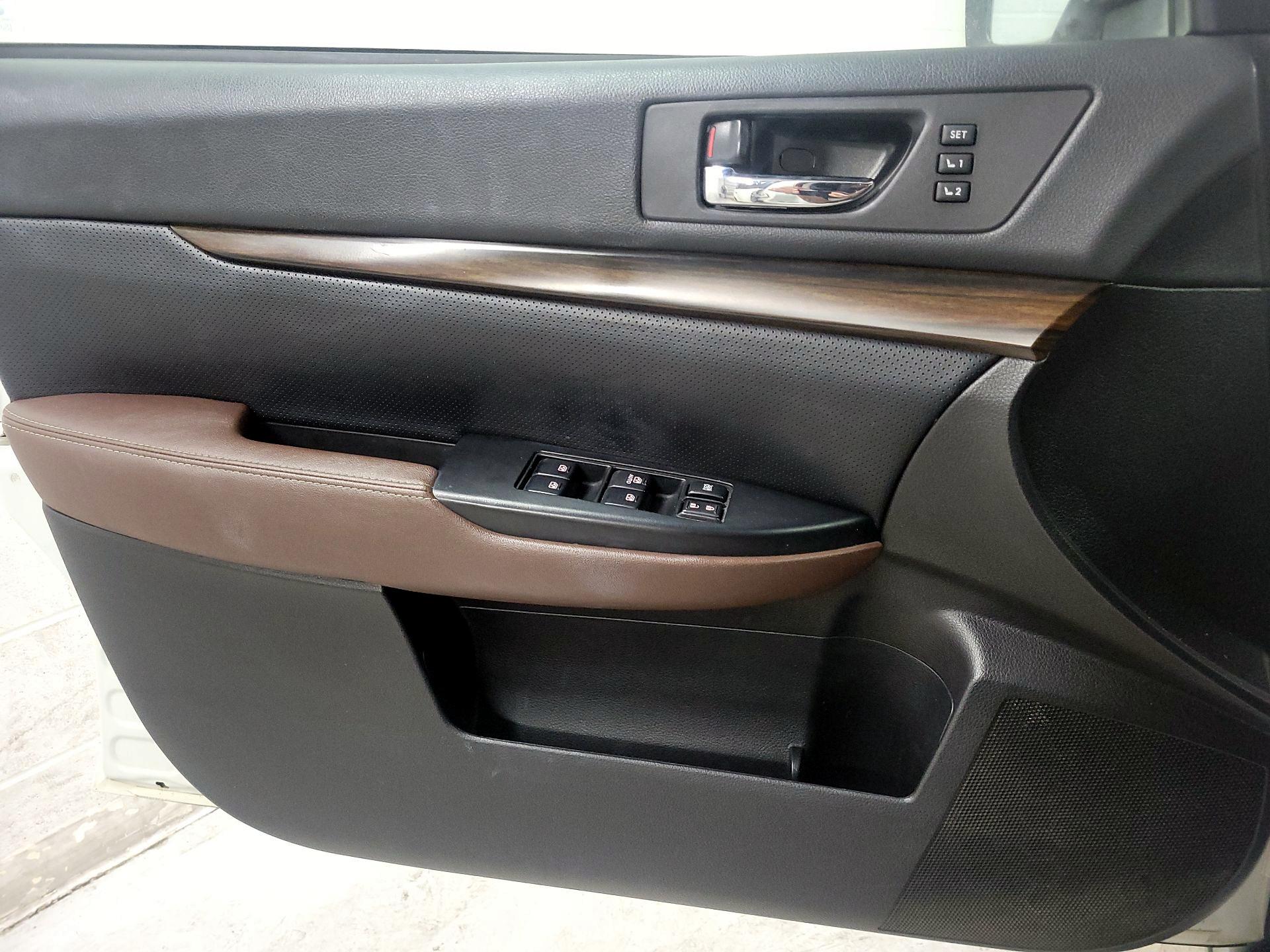 Thumbnail: 2013 Subaru Outback - 12