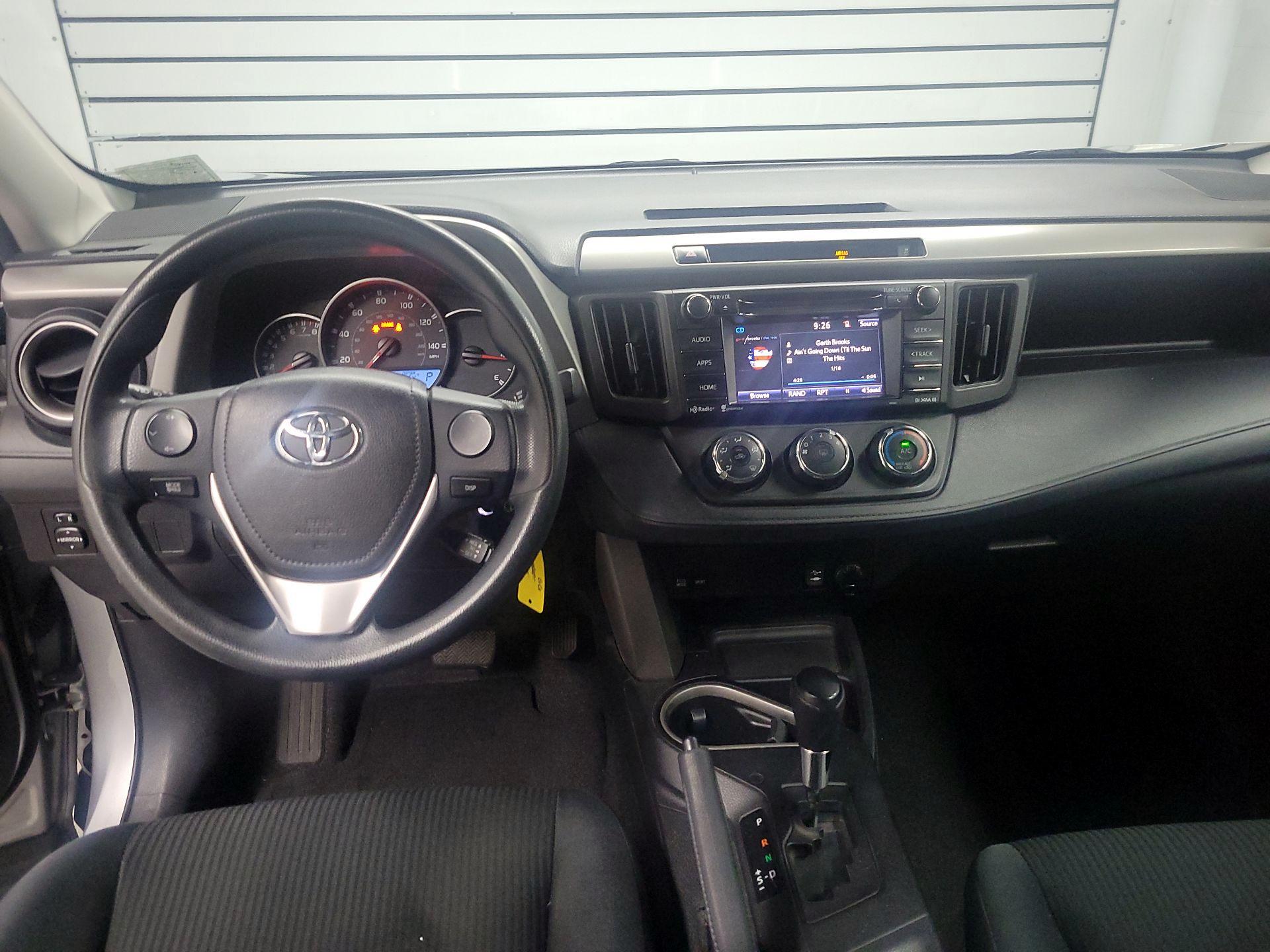 Thumbnail: 2016 Toyota RAV4 - 9